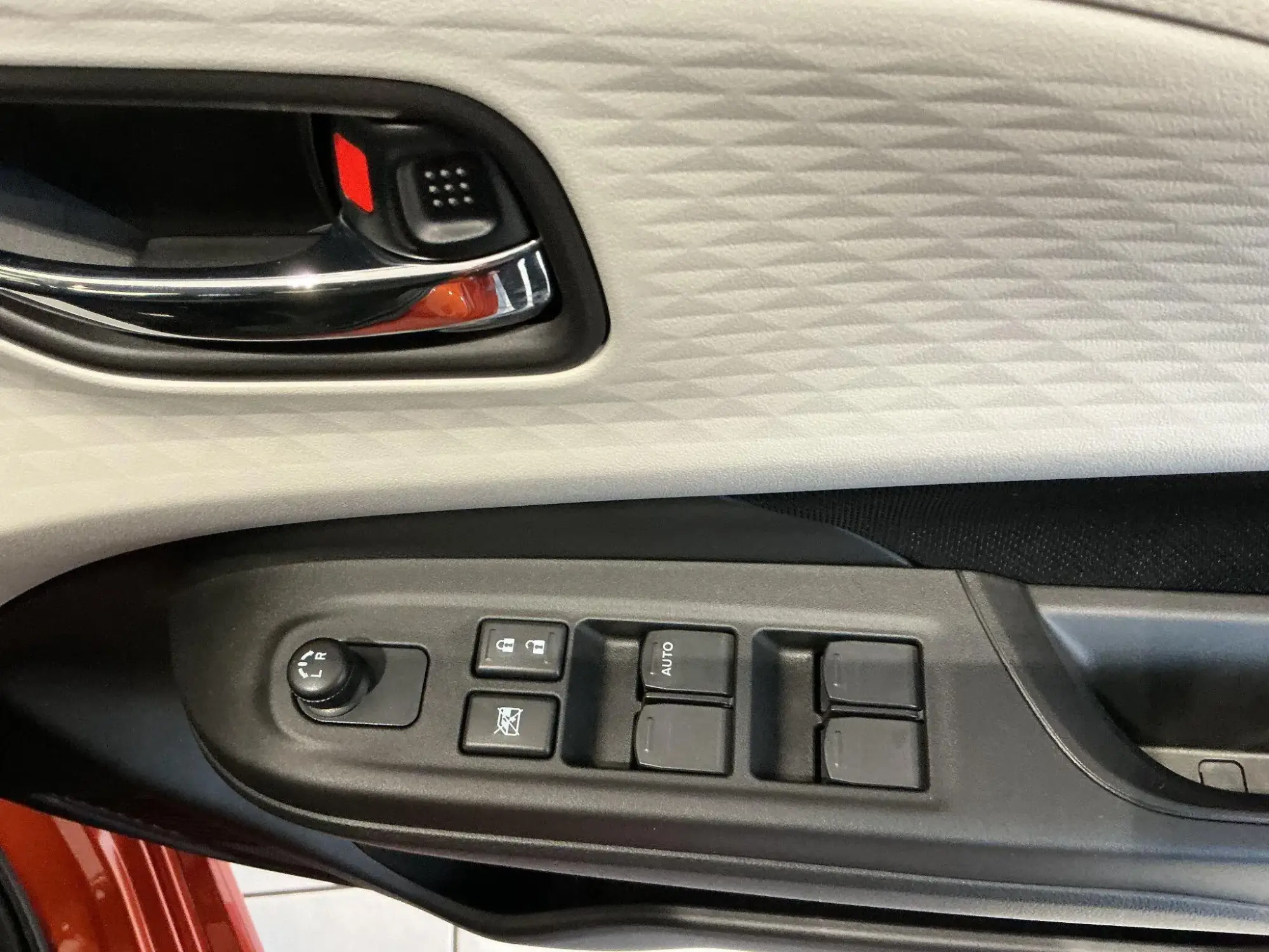 Suzuki Swift Image 18 Suzuki Swift Image 18