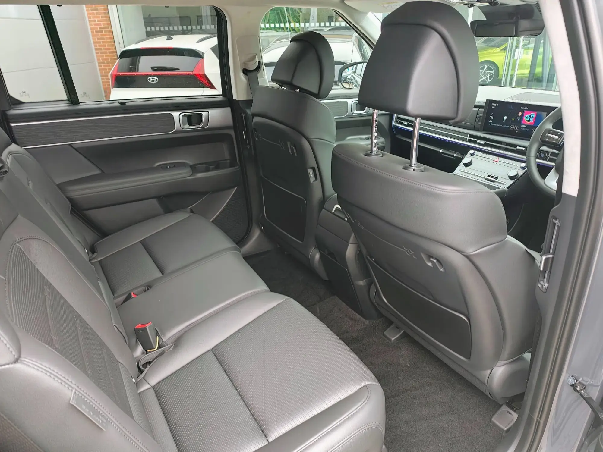 Hyundai SANTA FE Image 11 Hyundai SANTA FE Image 11