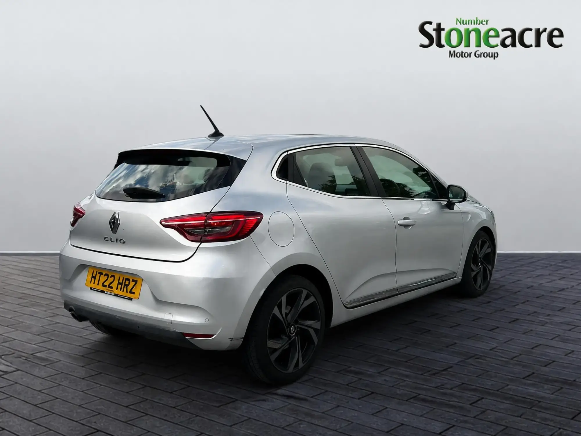 Renault Clio 1.0 TCe SE Edition Euro 6 (s/s) 5dr HT22HRZ Image 3
