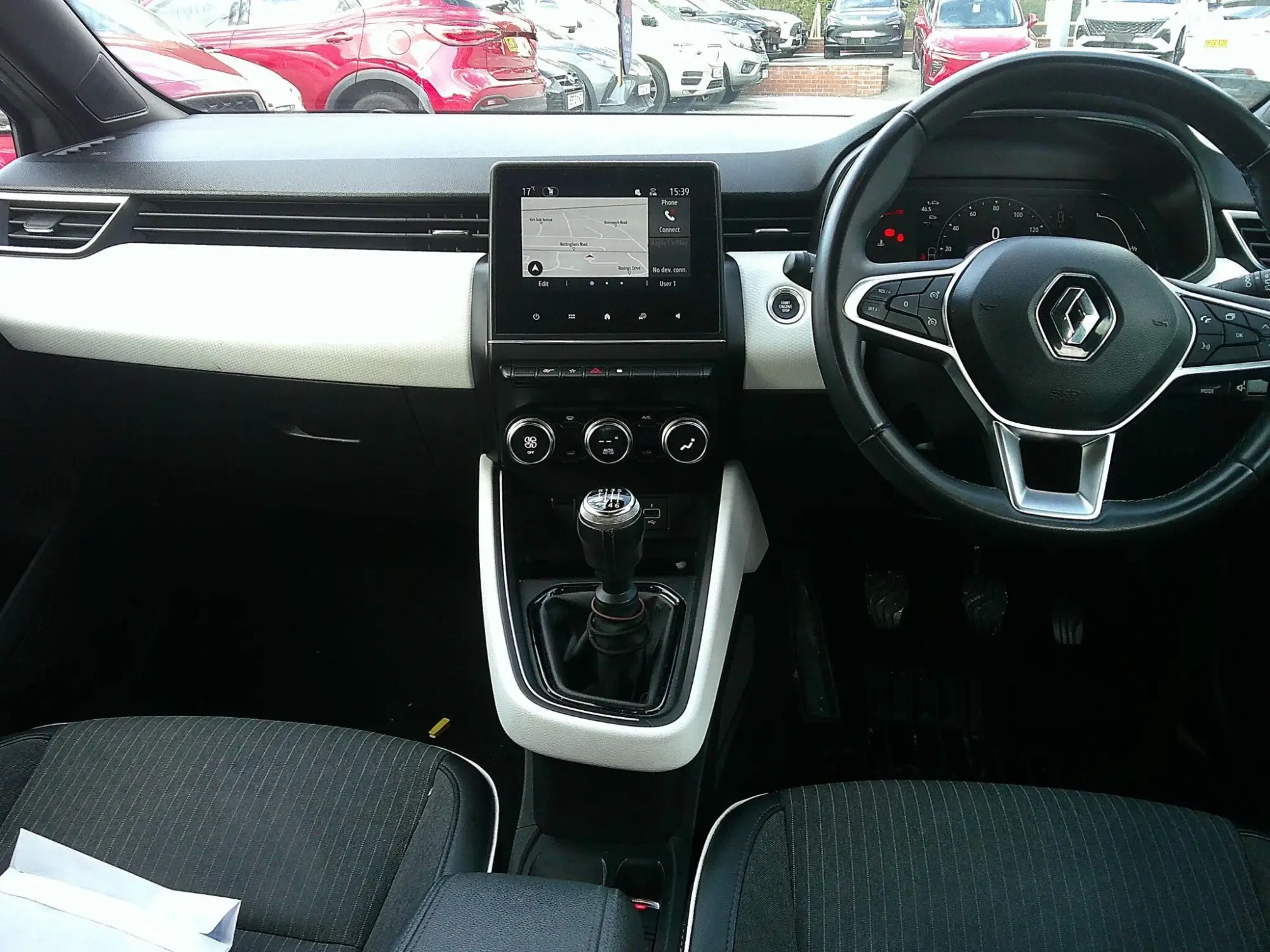Renault Clio Image 13