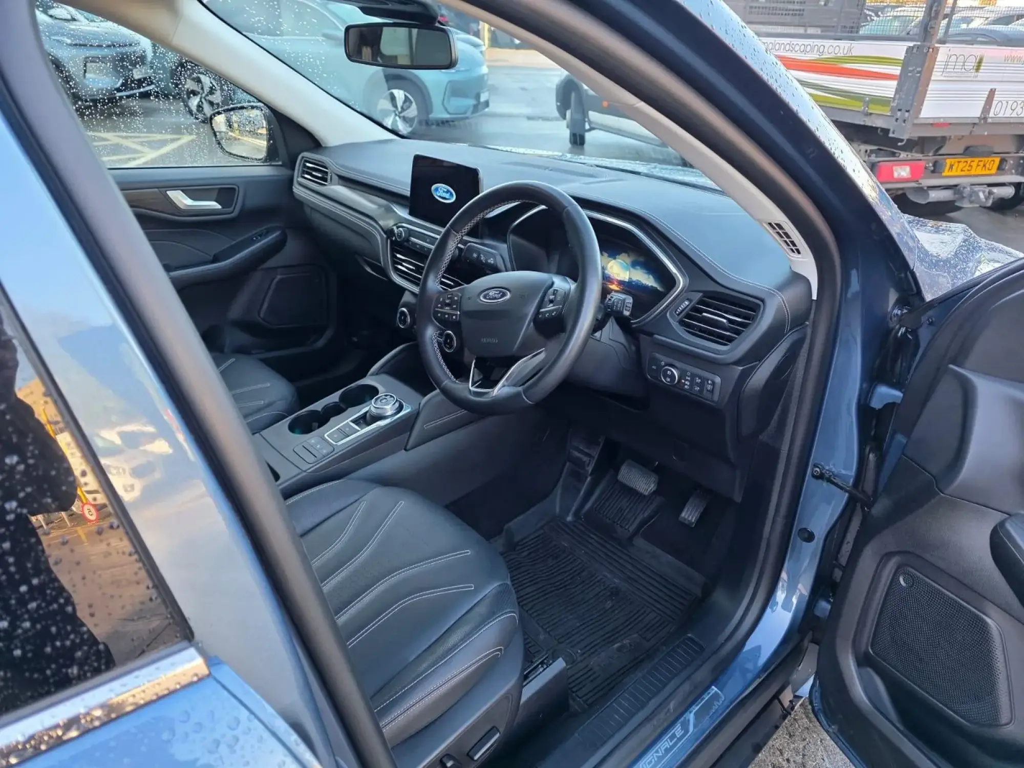 Ford Kuga Hybrid Image 10 Ford Kuga Hybrid Image 10
