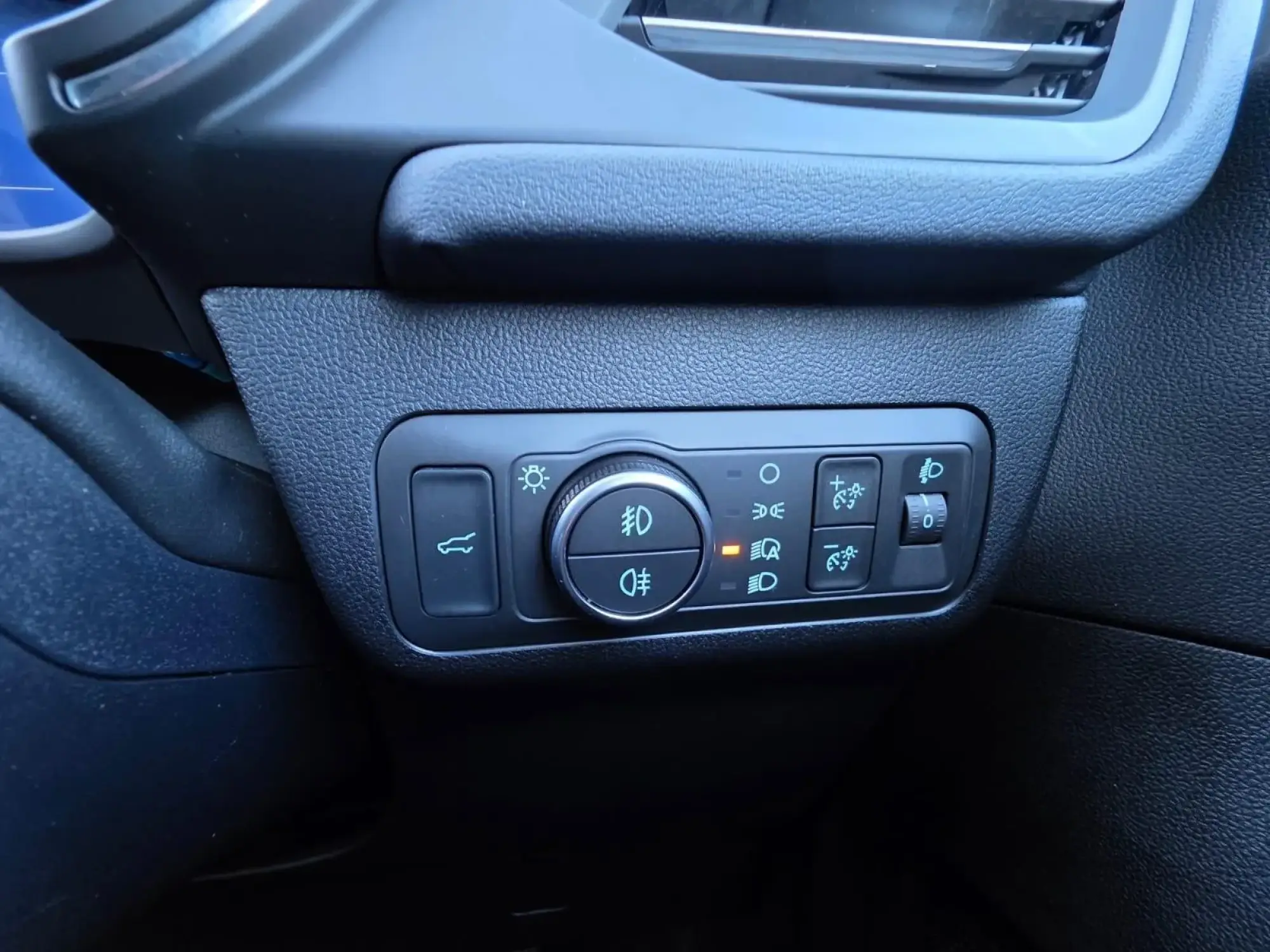 Ford Kuga Hybrid Image 13 Ford Kuga Hybrid Image 13