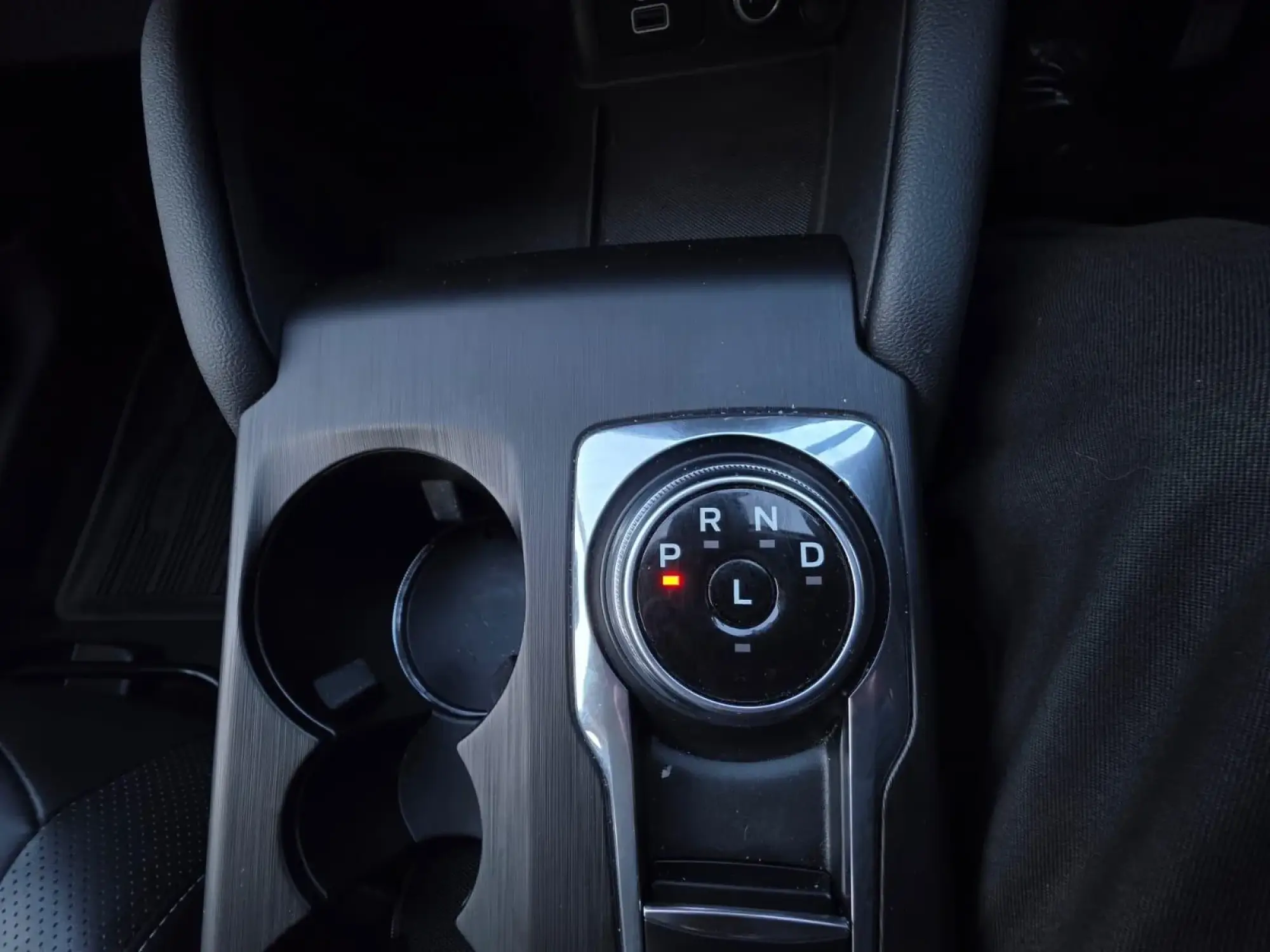 Ford Kuga Hybrid Image 16 Ford Kuga Hybrid Image 16