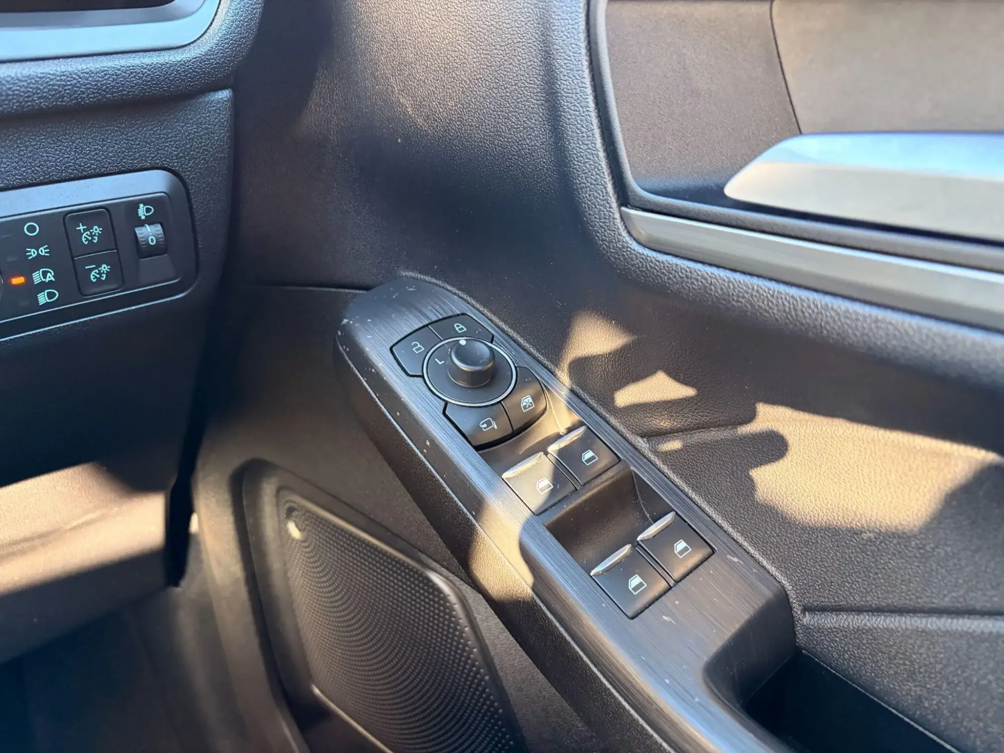 Ford Kuga Image 9