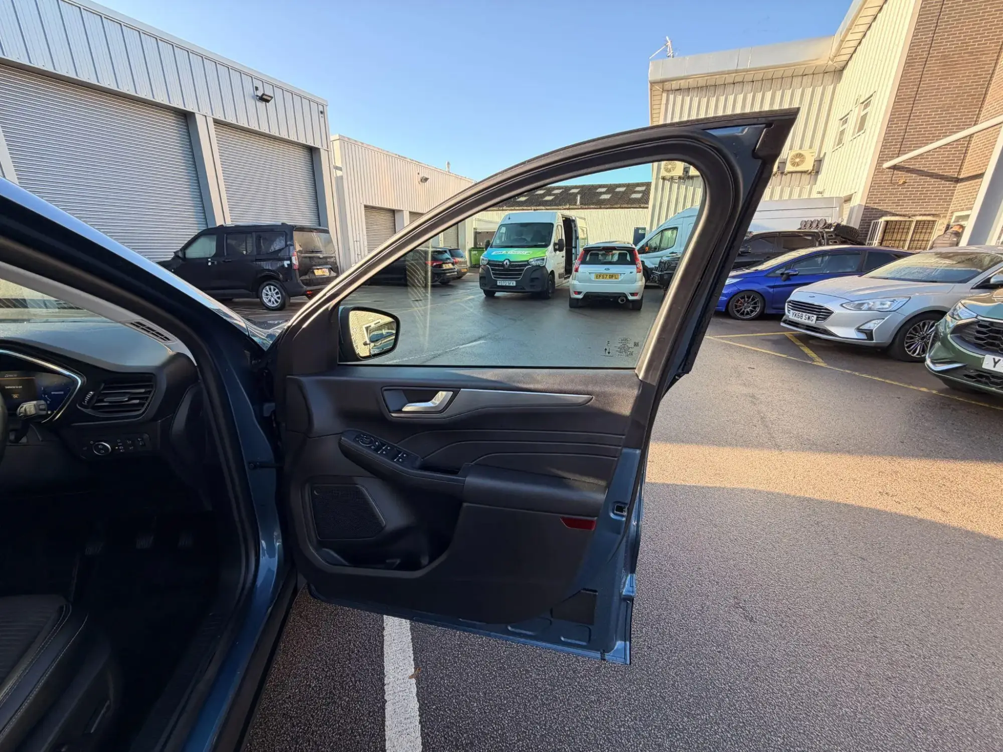 Ford Kuga Image 24