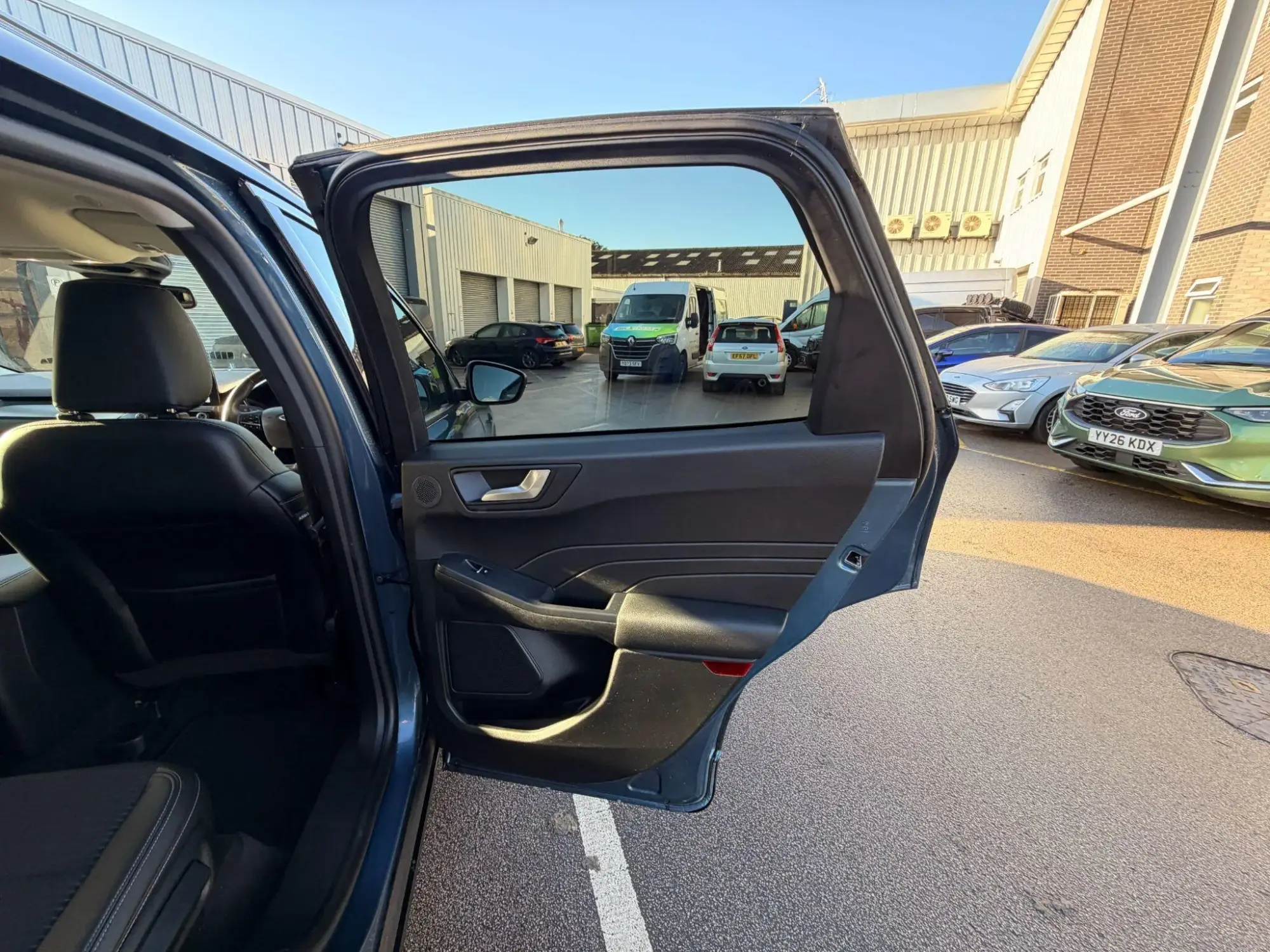 Ford Kuga Image 25