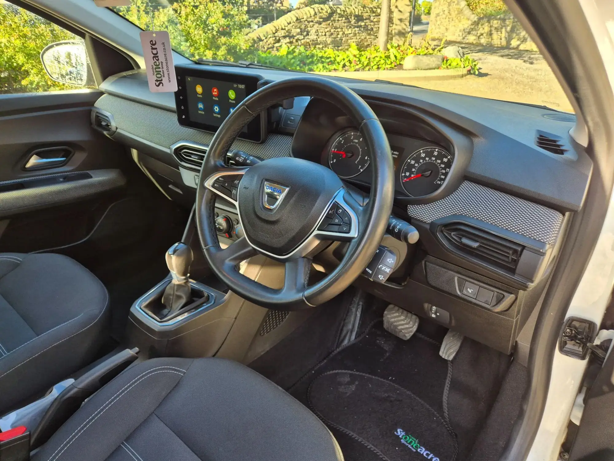 Dacia Sandero Image 11 Dacia Sandero Image 11