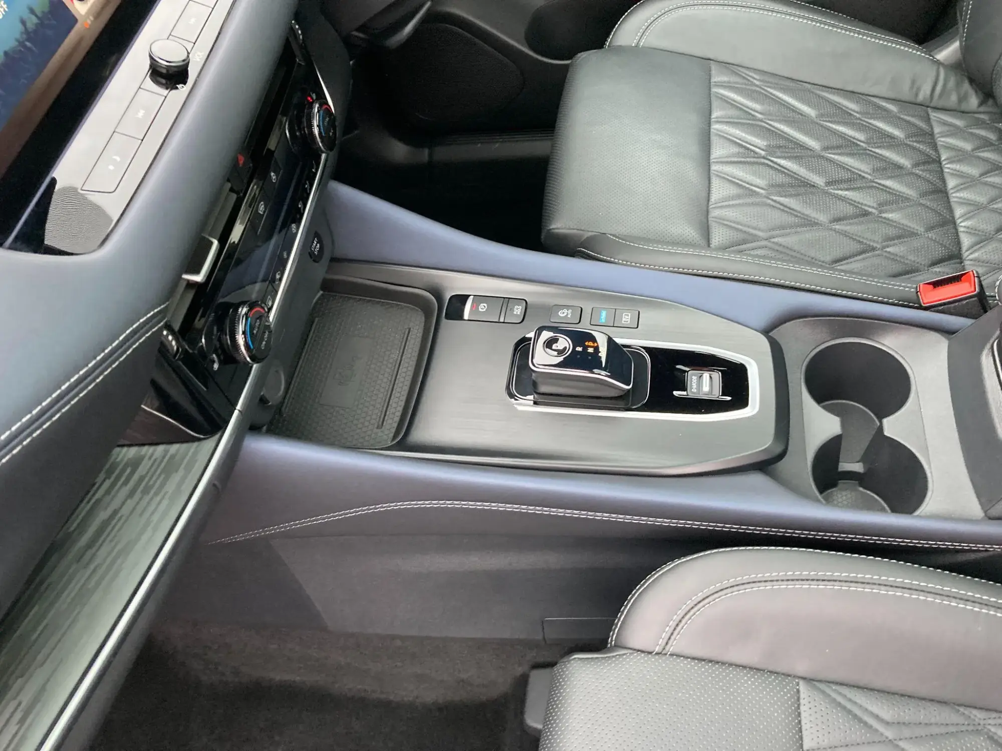 Nissan Qashqai with e-POWER Image 34