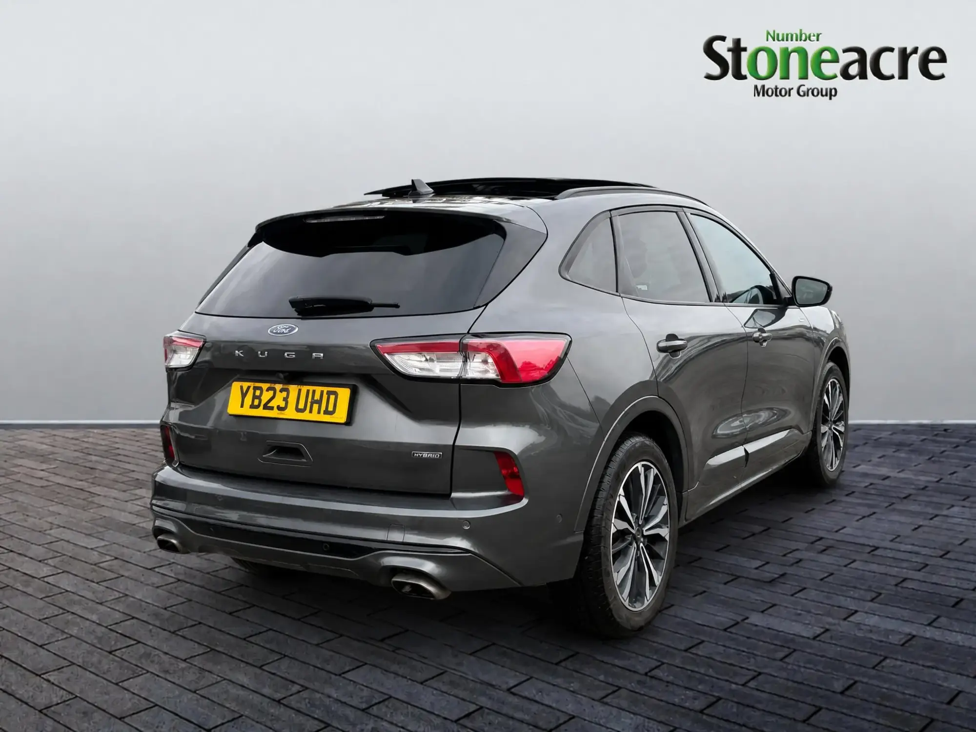 Ford Kuga Plug-In Hybrid Image 8 Ford Kuga Plug-In Hybrid Image 8