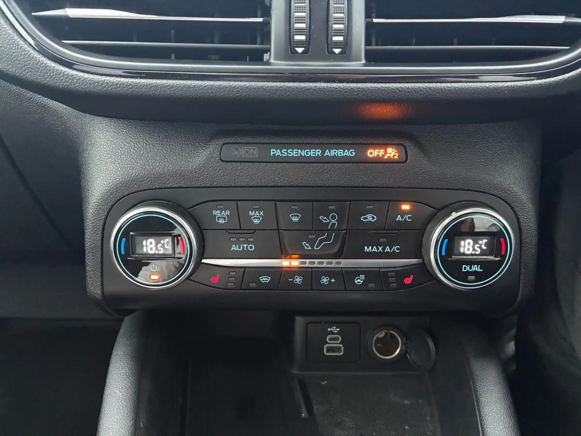 Ford Kuga Plug-In Hybrid Image 24 Ford Kuga Plug-In Hybrid Image 24