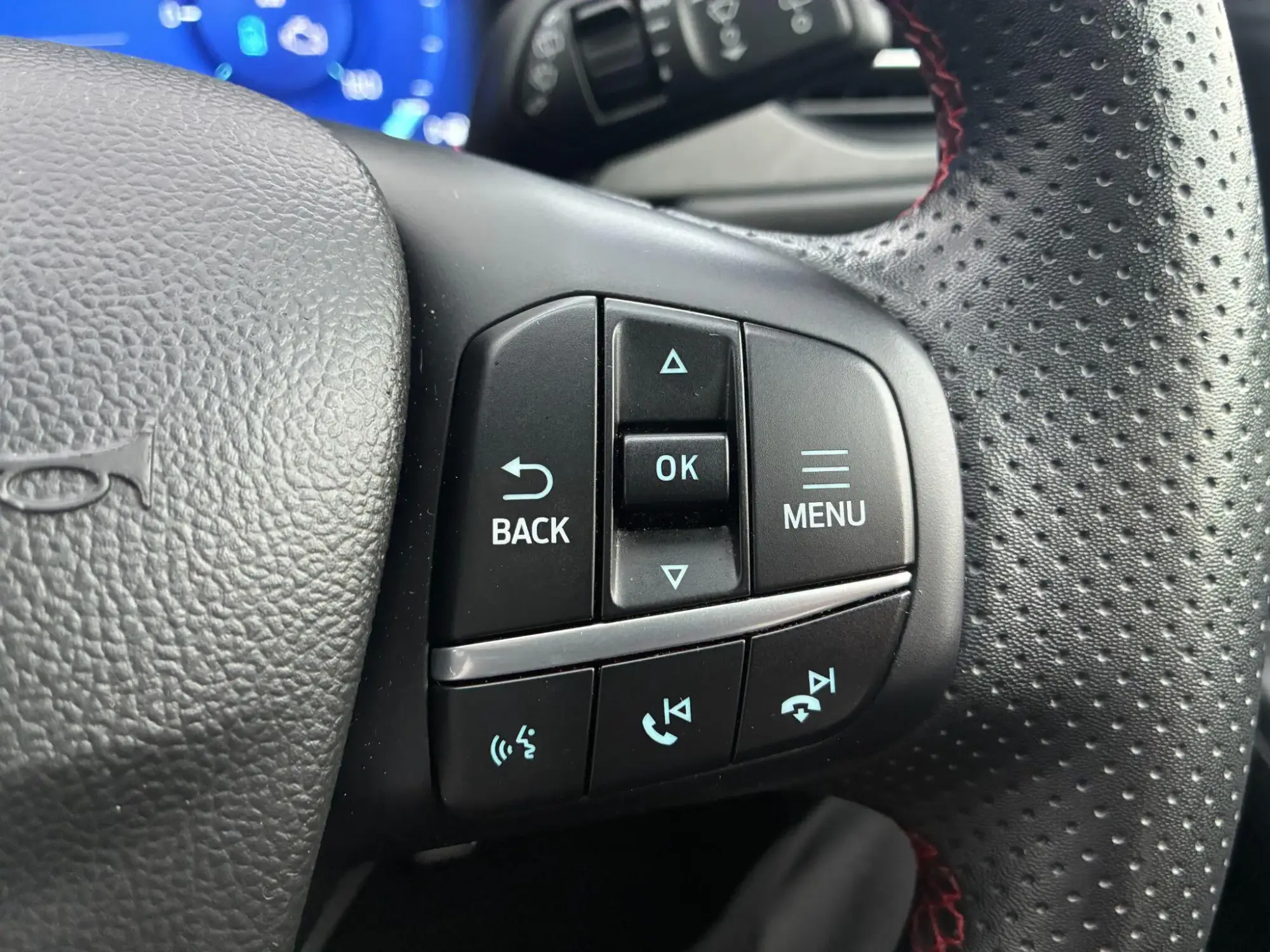 Ford Kuga Plug-In Hybrid Image 13 Ford Kuga Plug-In Hybrid Image 13