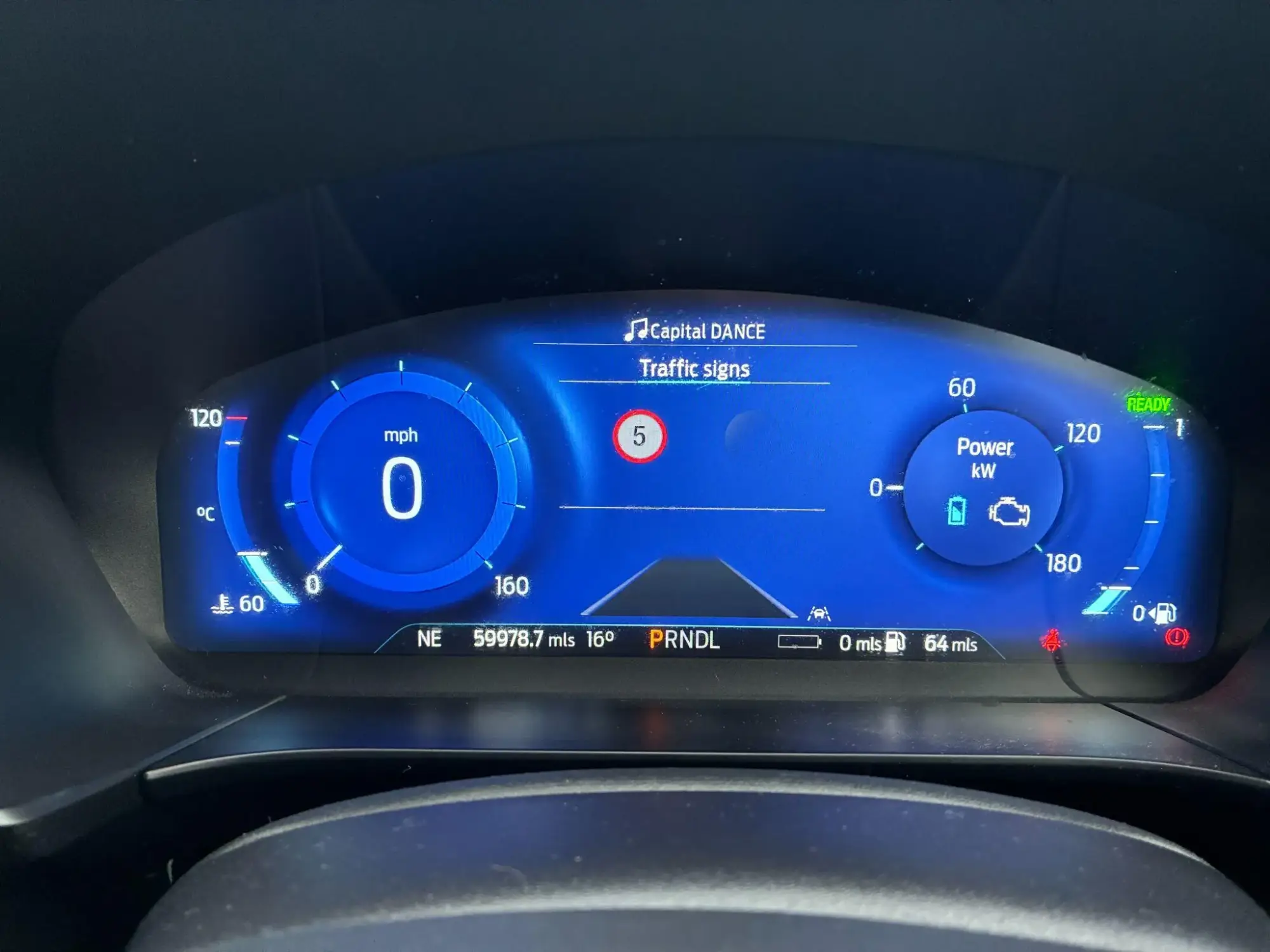Ford Kuga Plug-In Hybrid Image 35 Ford Kuga Plug-In Hybrid Image 35