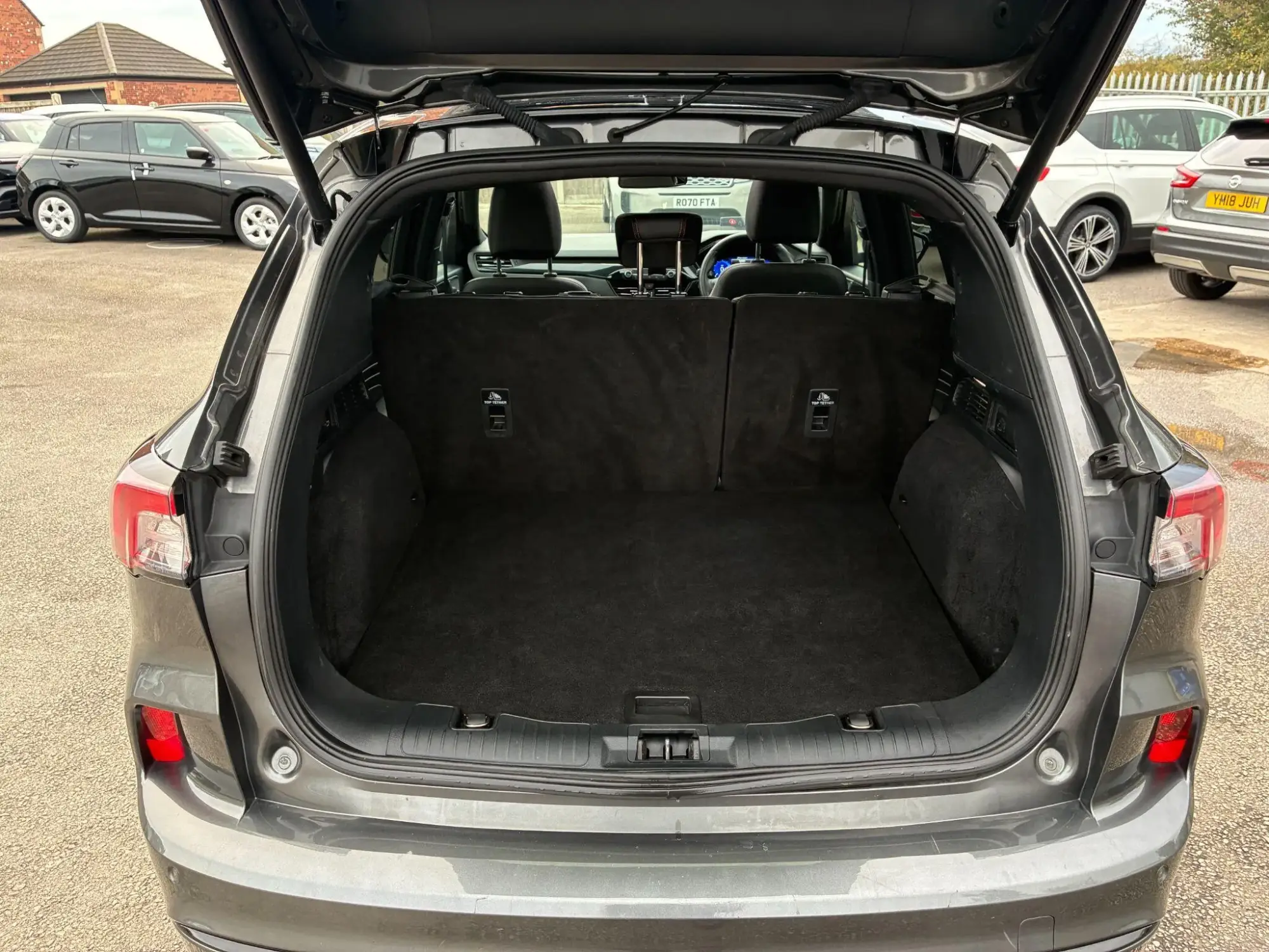 Ford Kuga Plug-In Hybrid Image 10 Ford Kuga Plug-In Hybrid Image 10