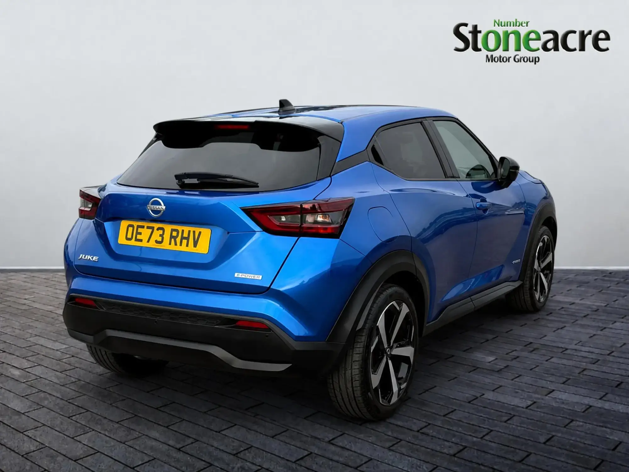 Nissan Juke Hybrid 1.6 Tekna Auto Euro 6 5dr OE73RHV Image 3