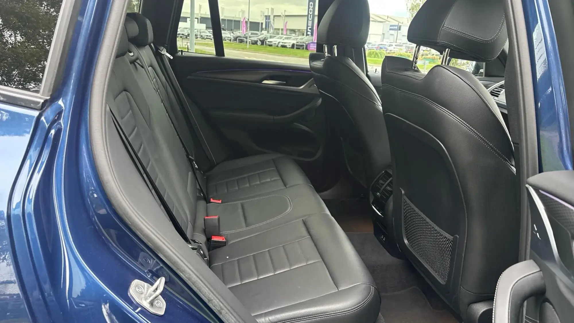 BMW X3 Image 6