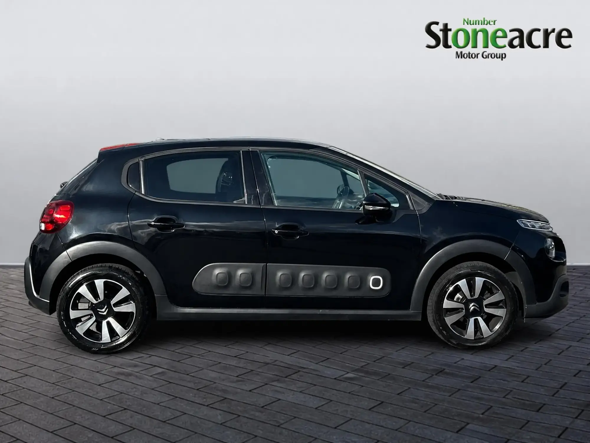 Citroen C3 1.2 PureTech Flair Hatchback 5dr Petrol Manual Euro 6 (s/s) (83 ps) NJ70UFS Image 2 Citroen C3 1.2 PureTech Flair Hatchback 5dr Petrol Manual Euro 6 (s/s) (83 ps) NJ70UFS Image 2