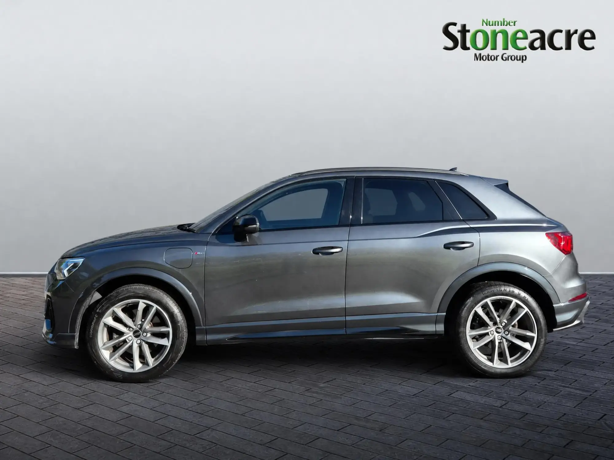 Audi Q3 Image 6