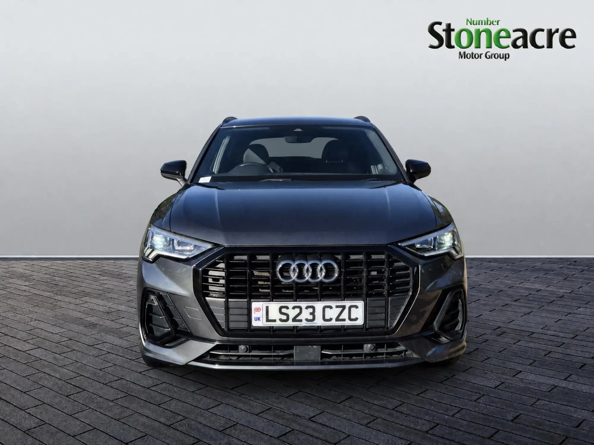 Audi Q3 Image 8