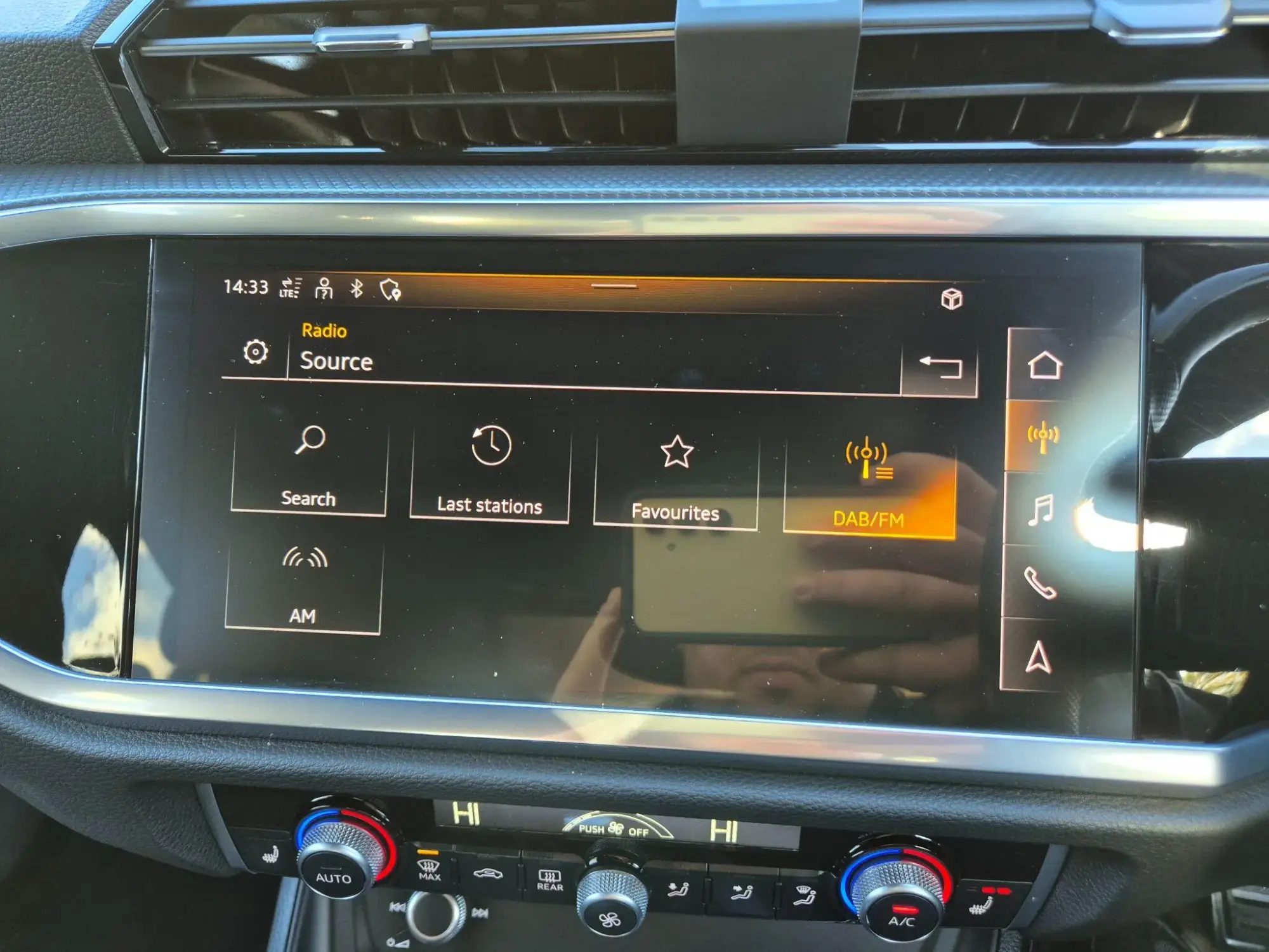 Audi Q3 Image 26