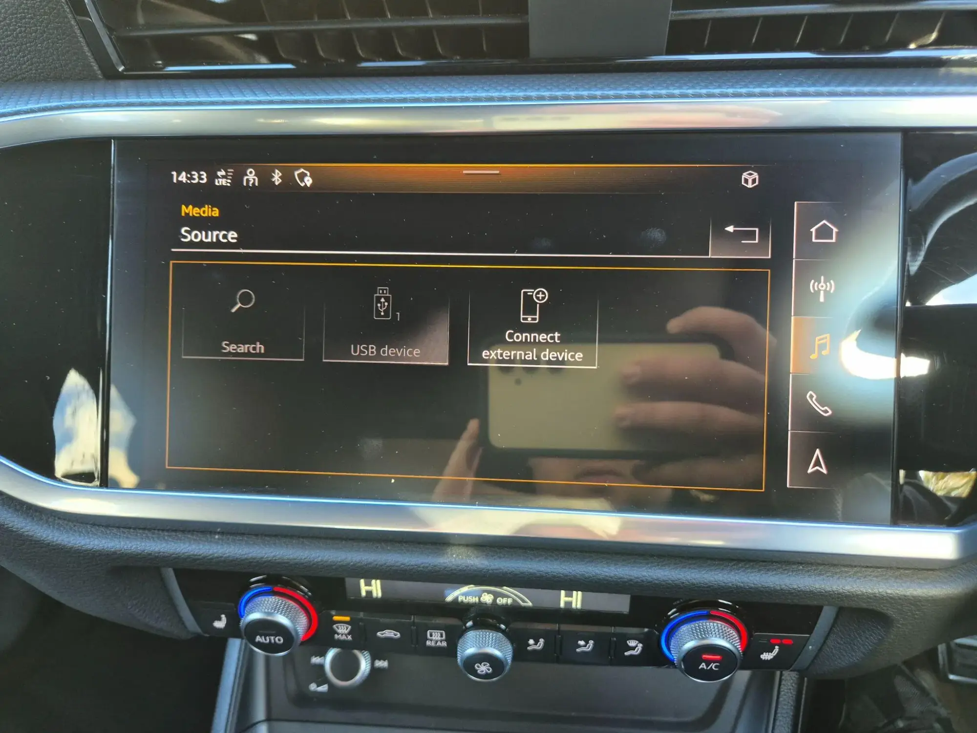 Audi Q3 Image 27