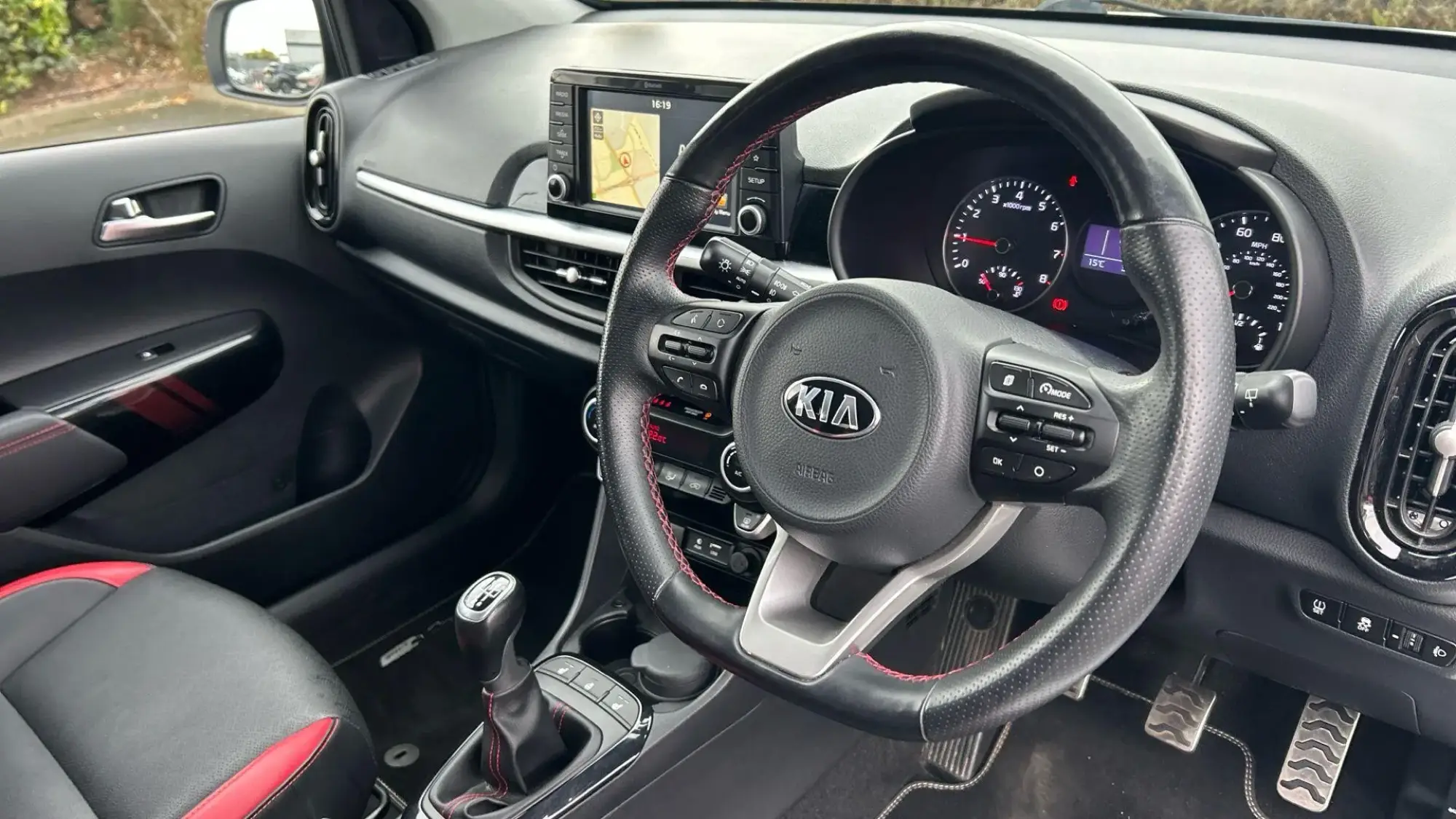 Kia Picanto Image 10