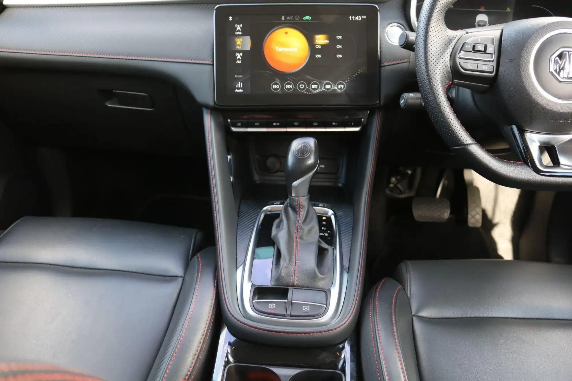 MG ZS Image 23