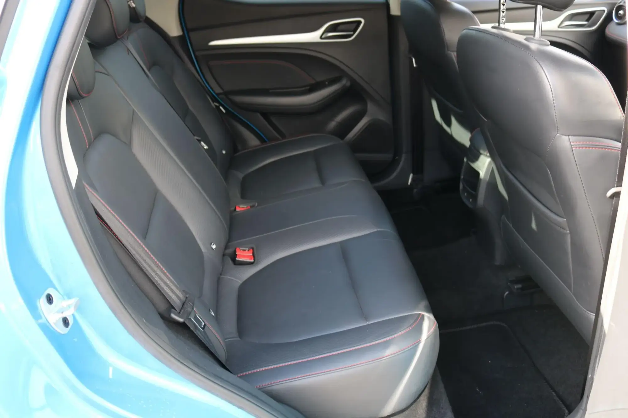 MG ZS Image 24