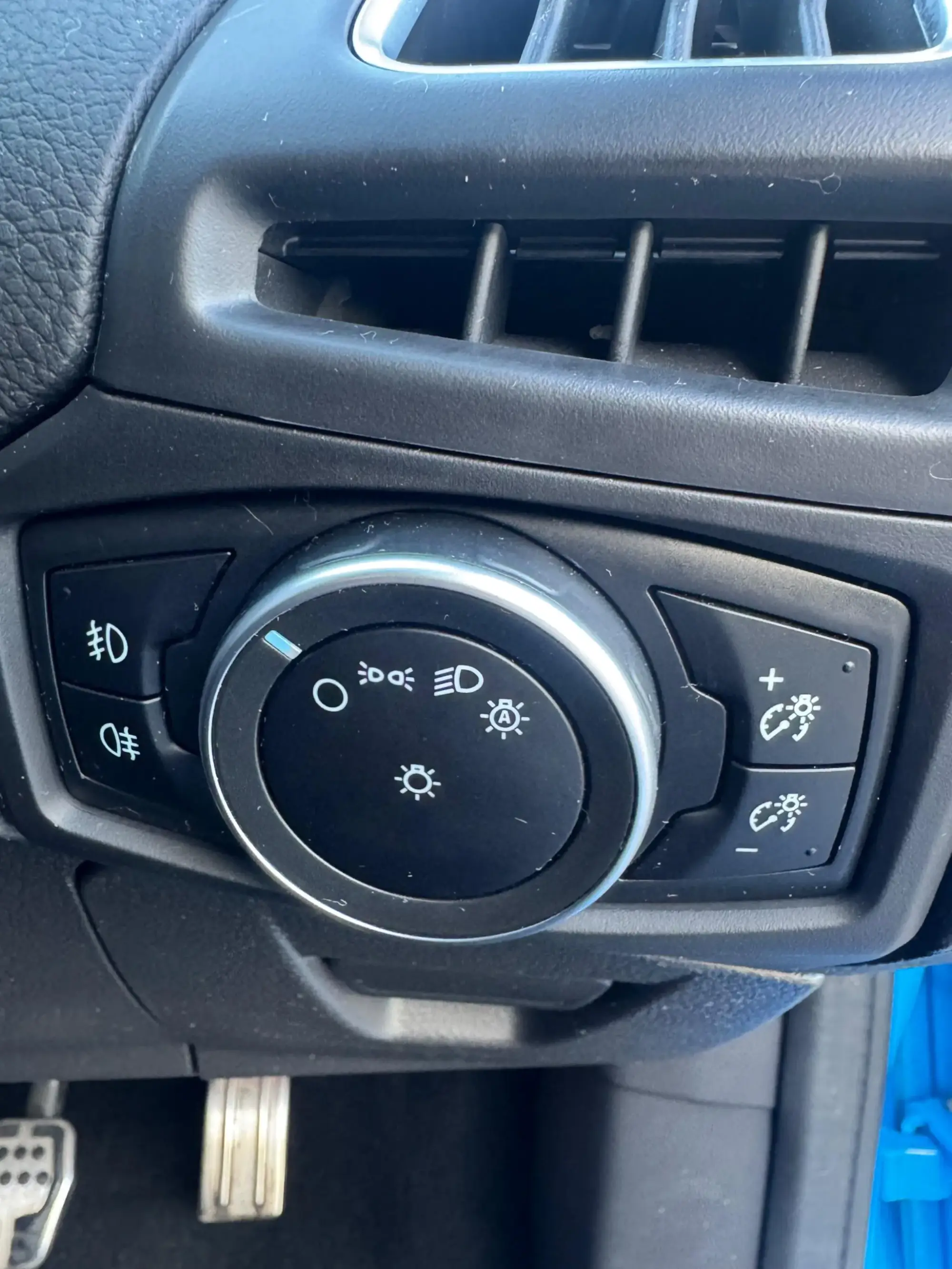 Ford Focus Image 15