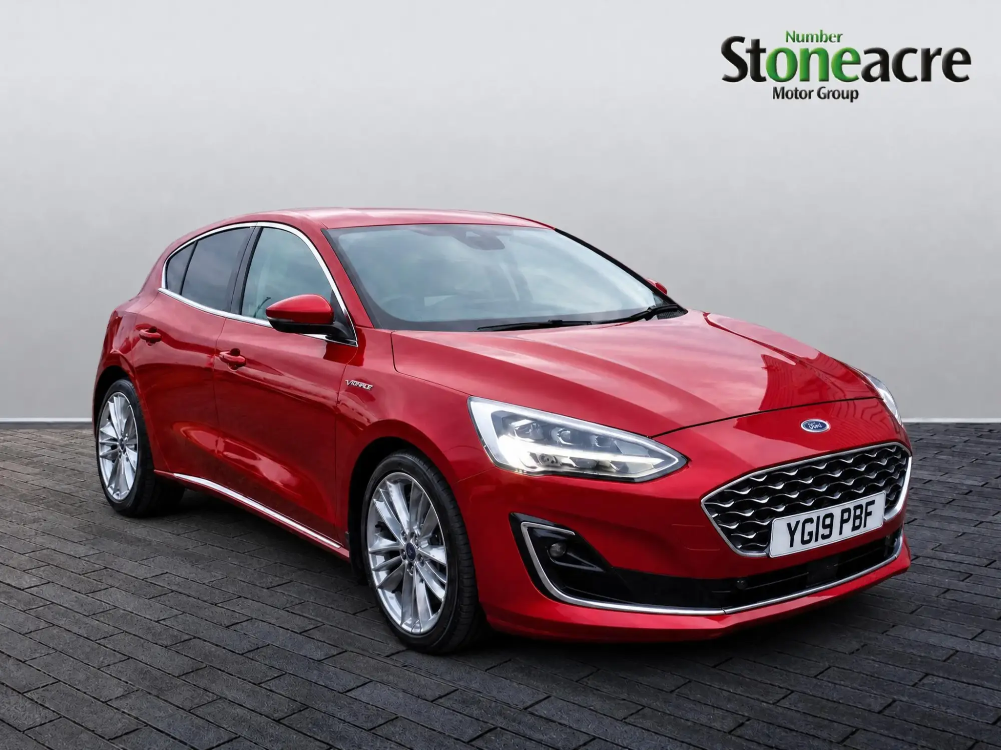 Ford Focus 1.5T EcoBoost Vignale Auto Euro 6 (s/s) 5dr YG19PBF Image 1 Ford Focus 1.5T EcoBoost Vignale Auto Euro 6 (s/s) 5dr YG19PBF Image 1