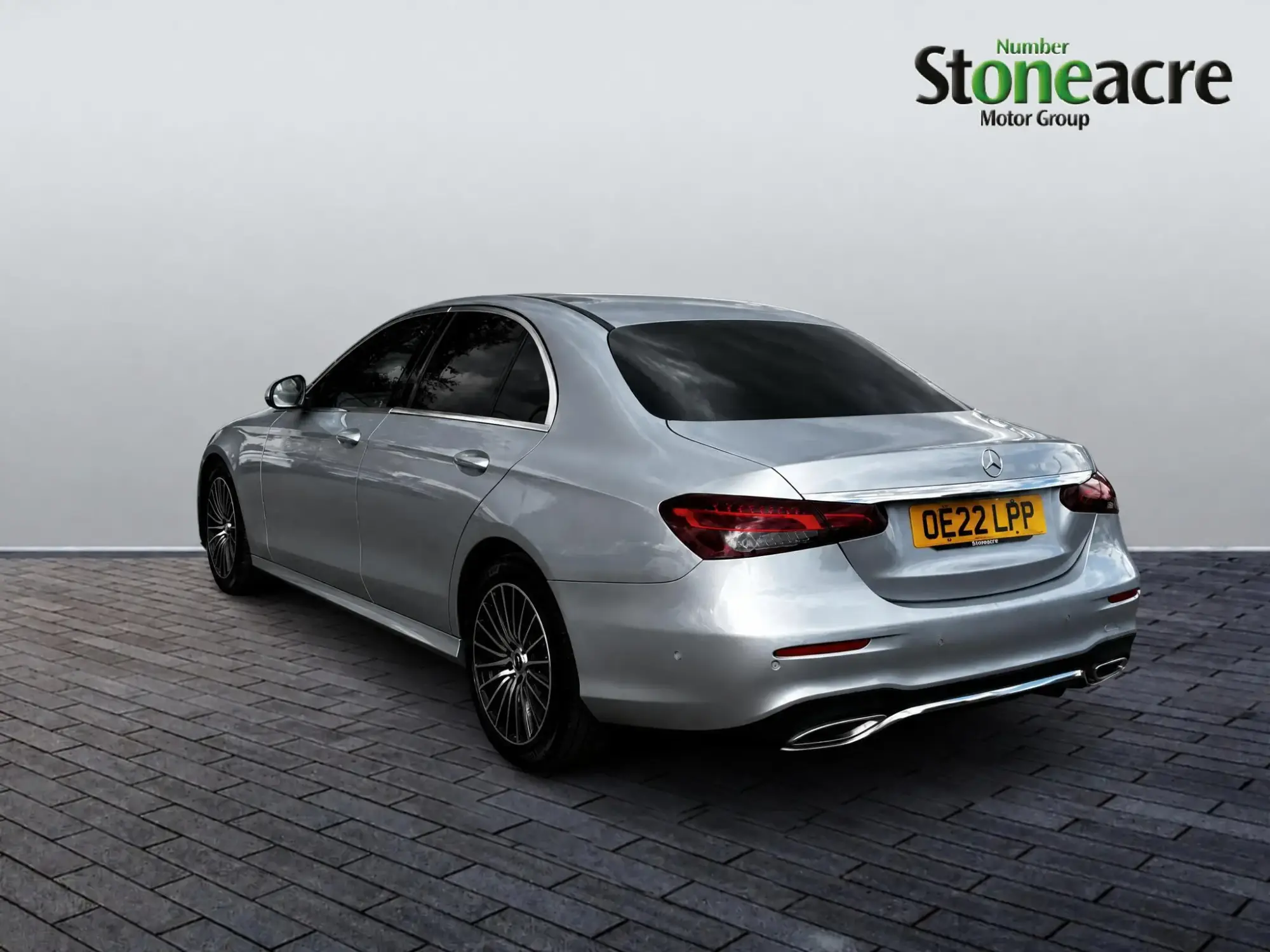 Mercedes-Benz E-Class Image 4