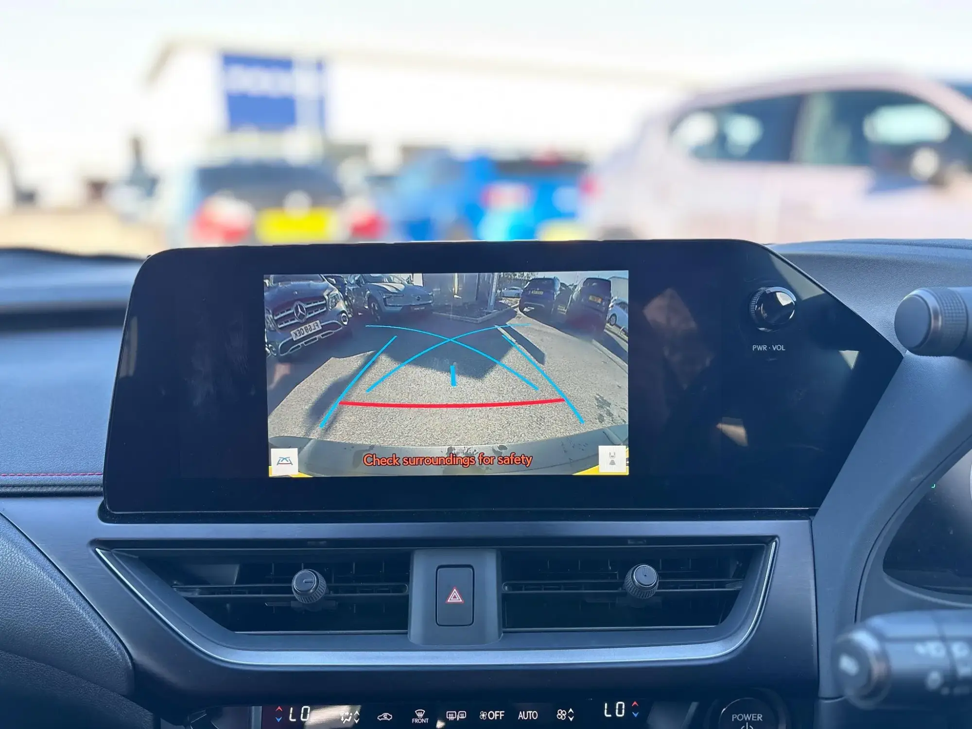 Lexus UX Self-Charging Hybrid Image 24 Lexus UX Self-Charging Hybrid Image 24