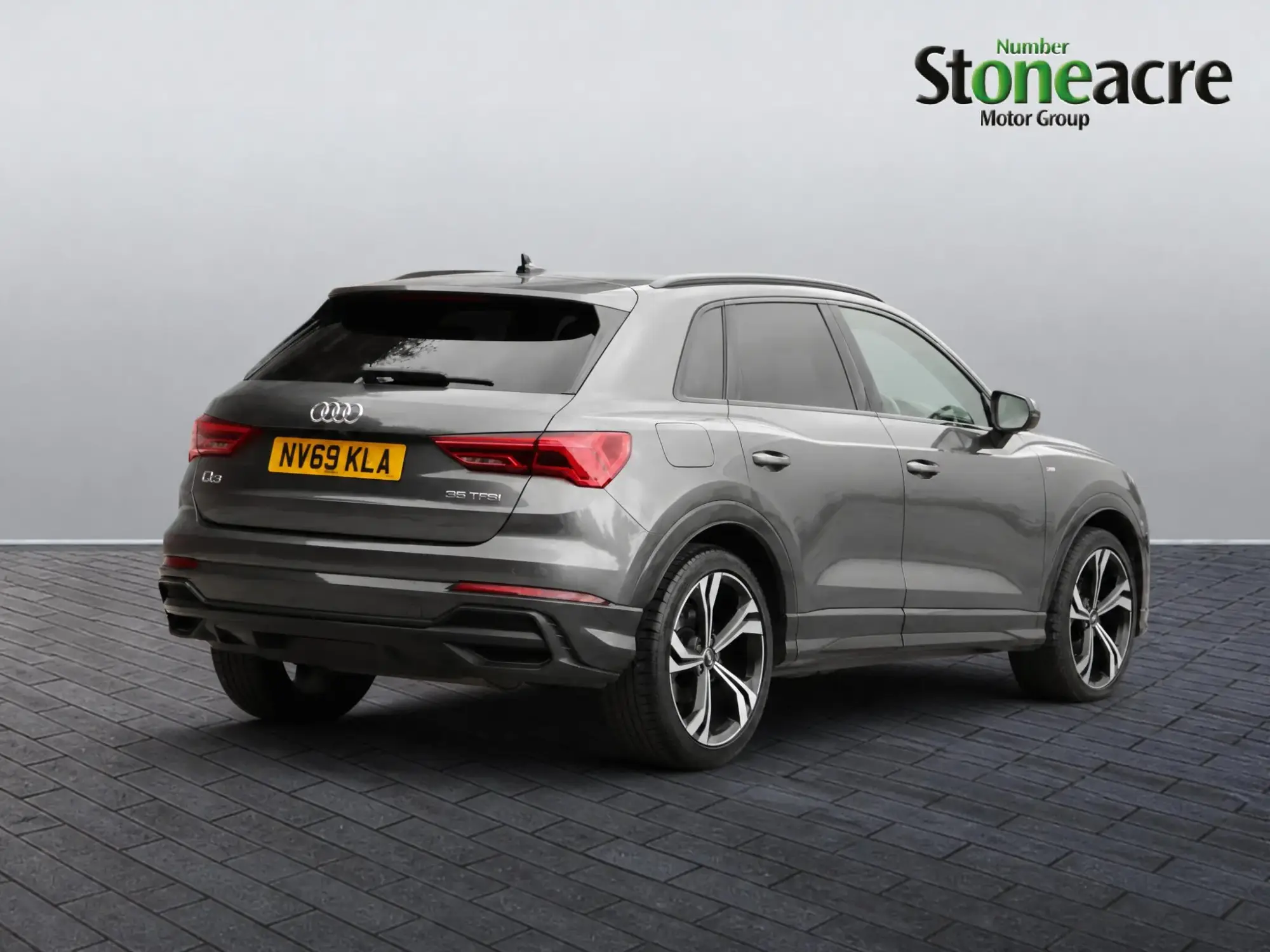 Audi Q3 Image 3