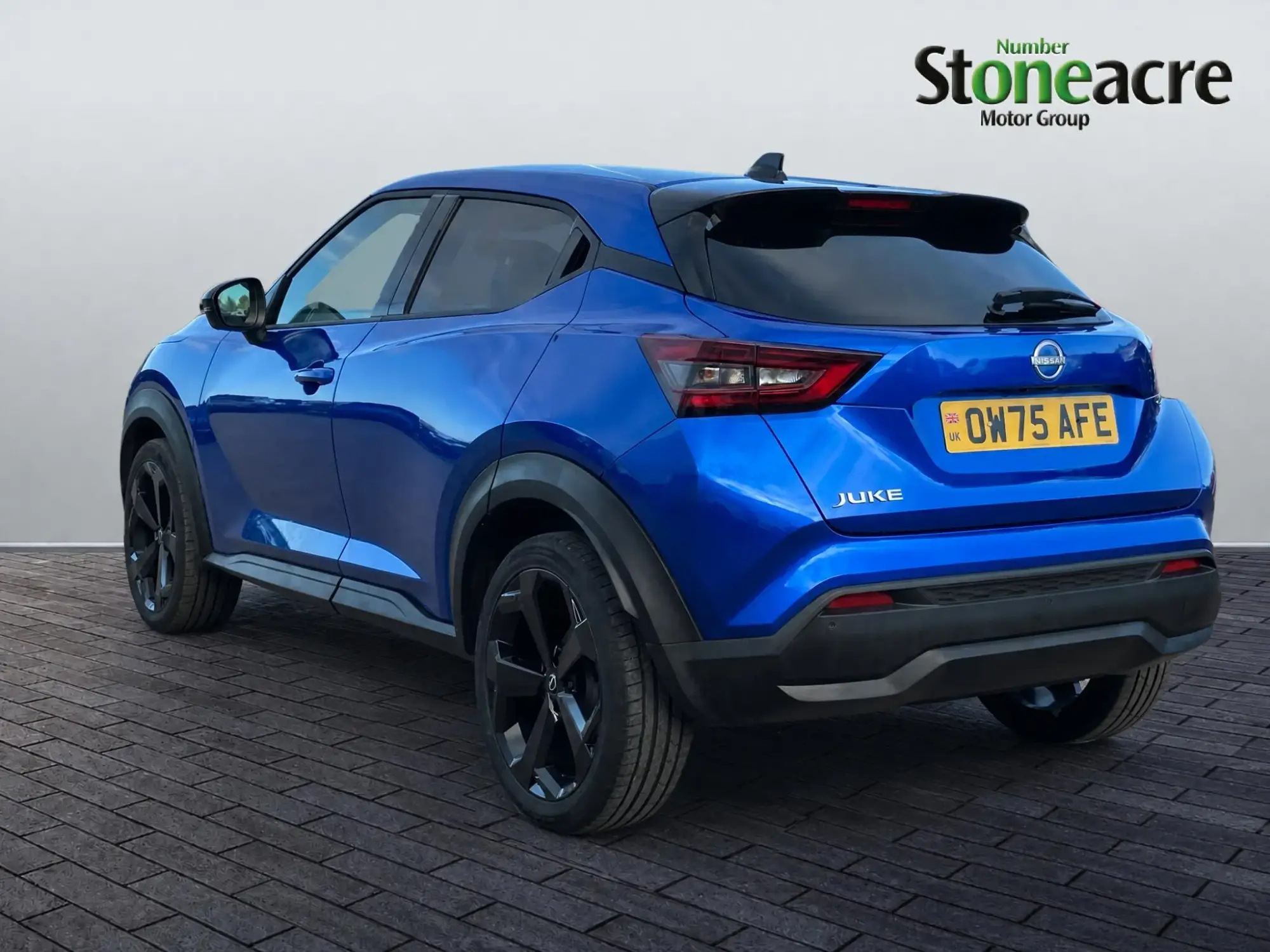 Nissan Juke 1.0 DIG-T Tekna DCT Auto Euro 6 (s/s) 5dr OW75AFE Image 3