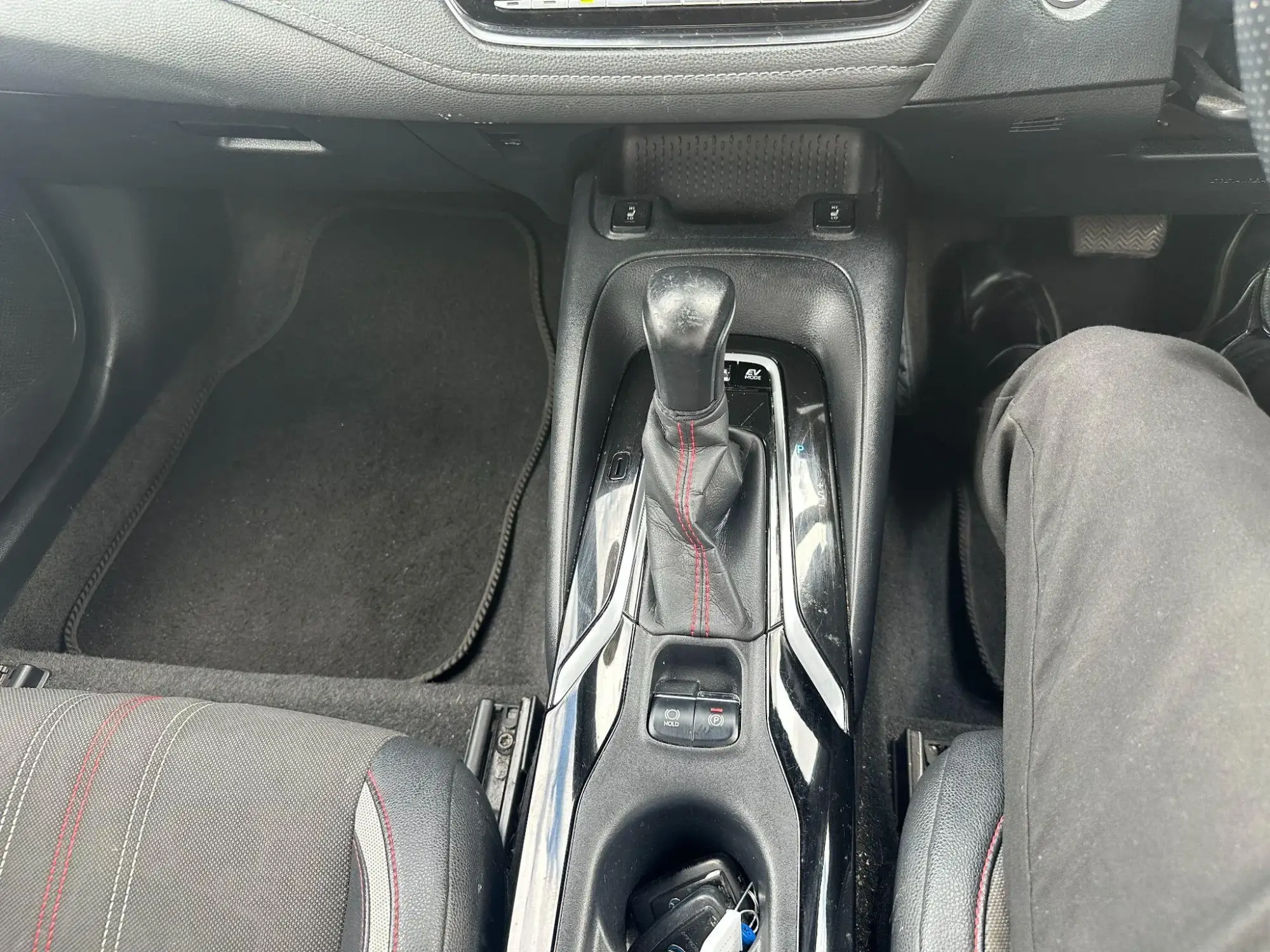 Toyota Corolla Hybrid Image 12 Toyota Corolla Hybrid Image 12