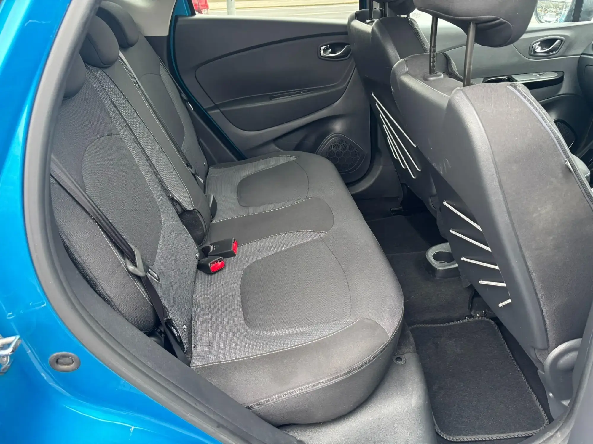 Renault Captur Image 17 Renault Captur Image 17