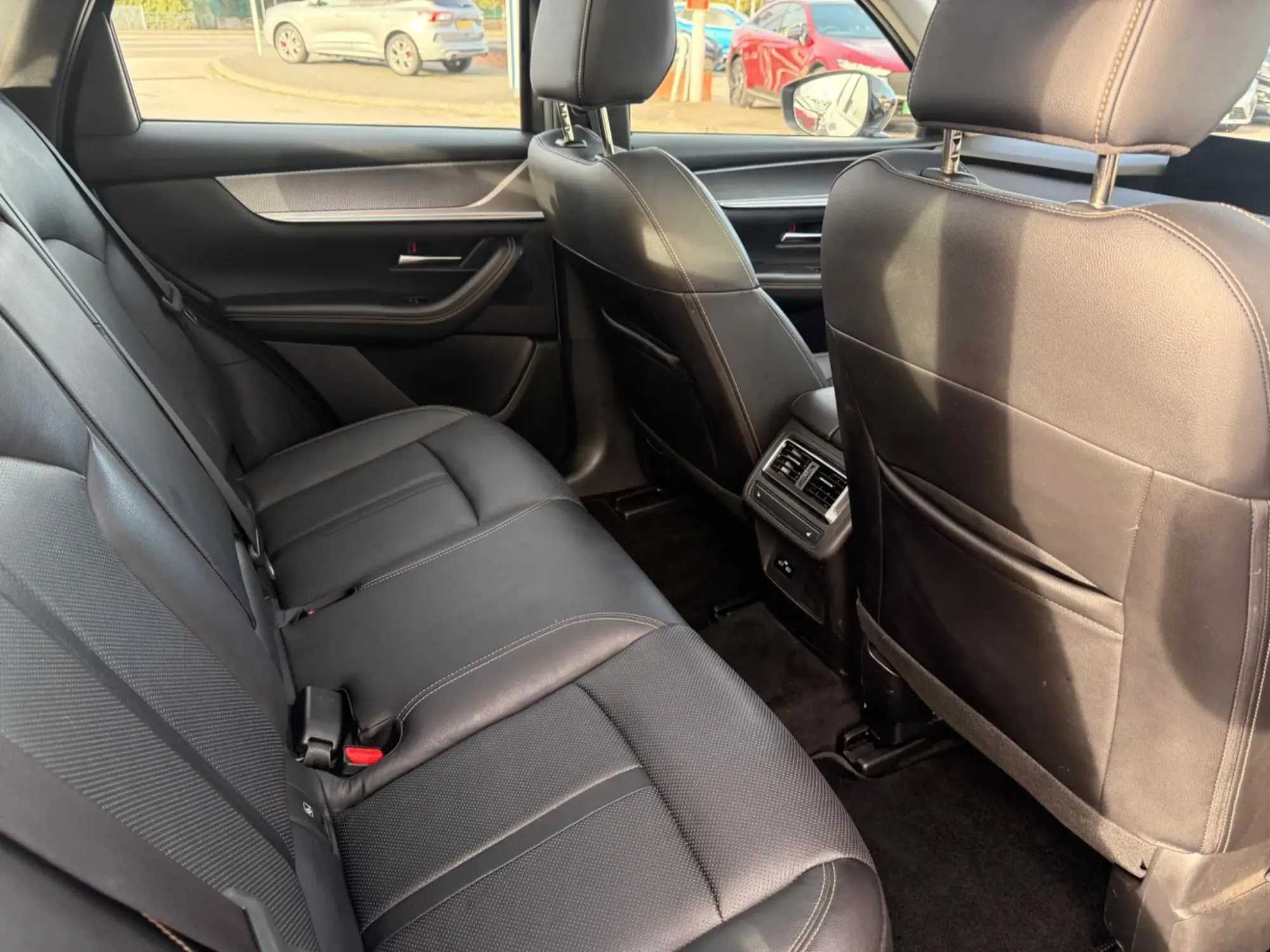 Mazda CX-60 PHEV Image 12 Mazda CX-60 PHEV Image 12