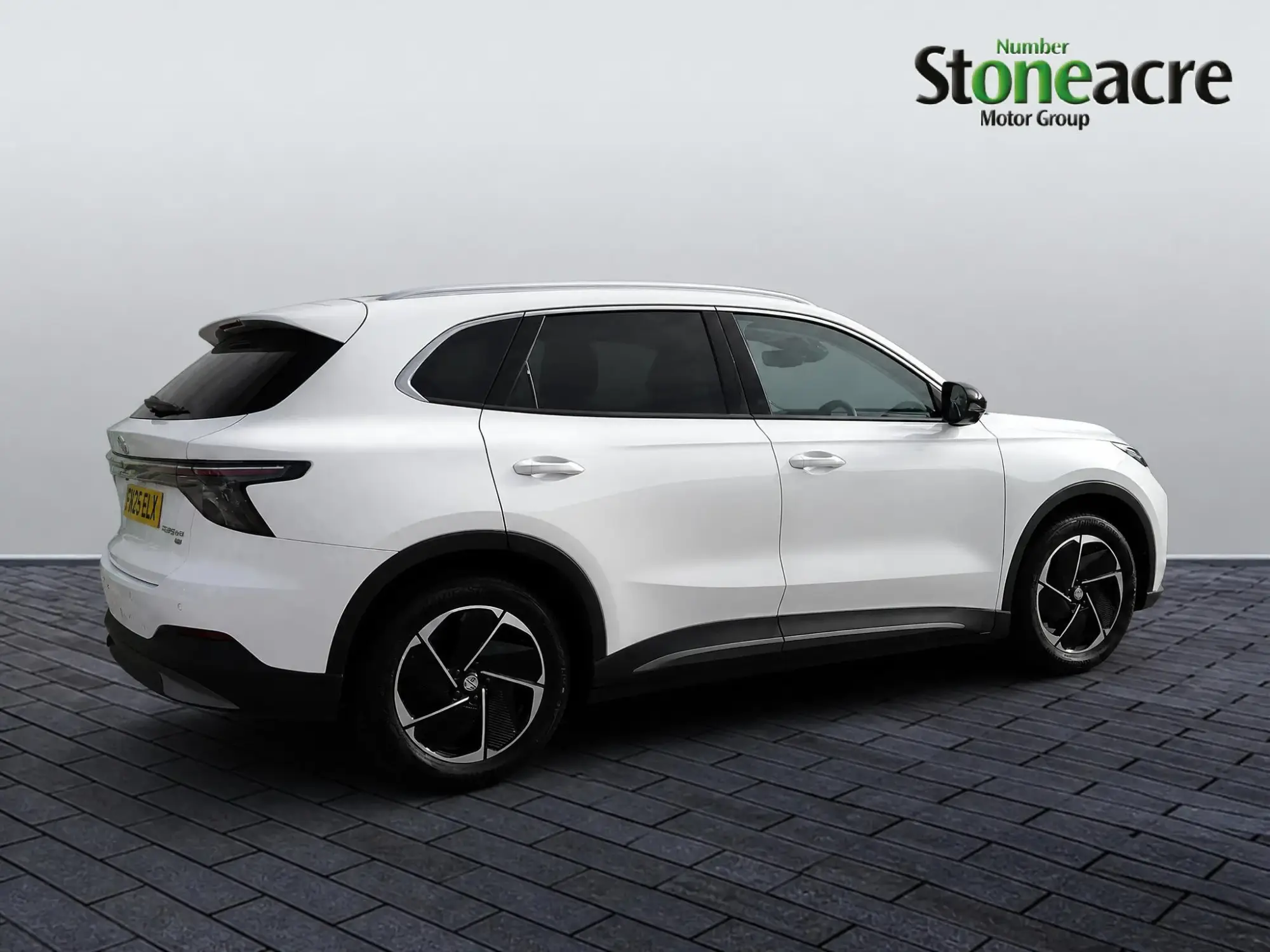 MG S5 EV 64kWh Trophy Long Range Auto 5dr FM25ELX Image 3 MG S5 EV 64kWh Trophy Long Range Auto 5dr FM25ELX Image 3