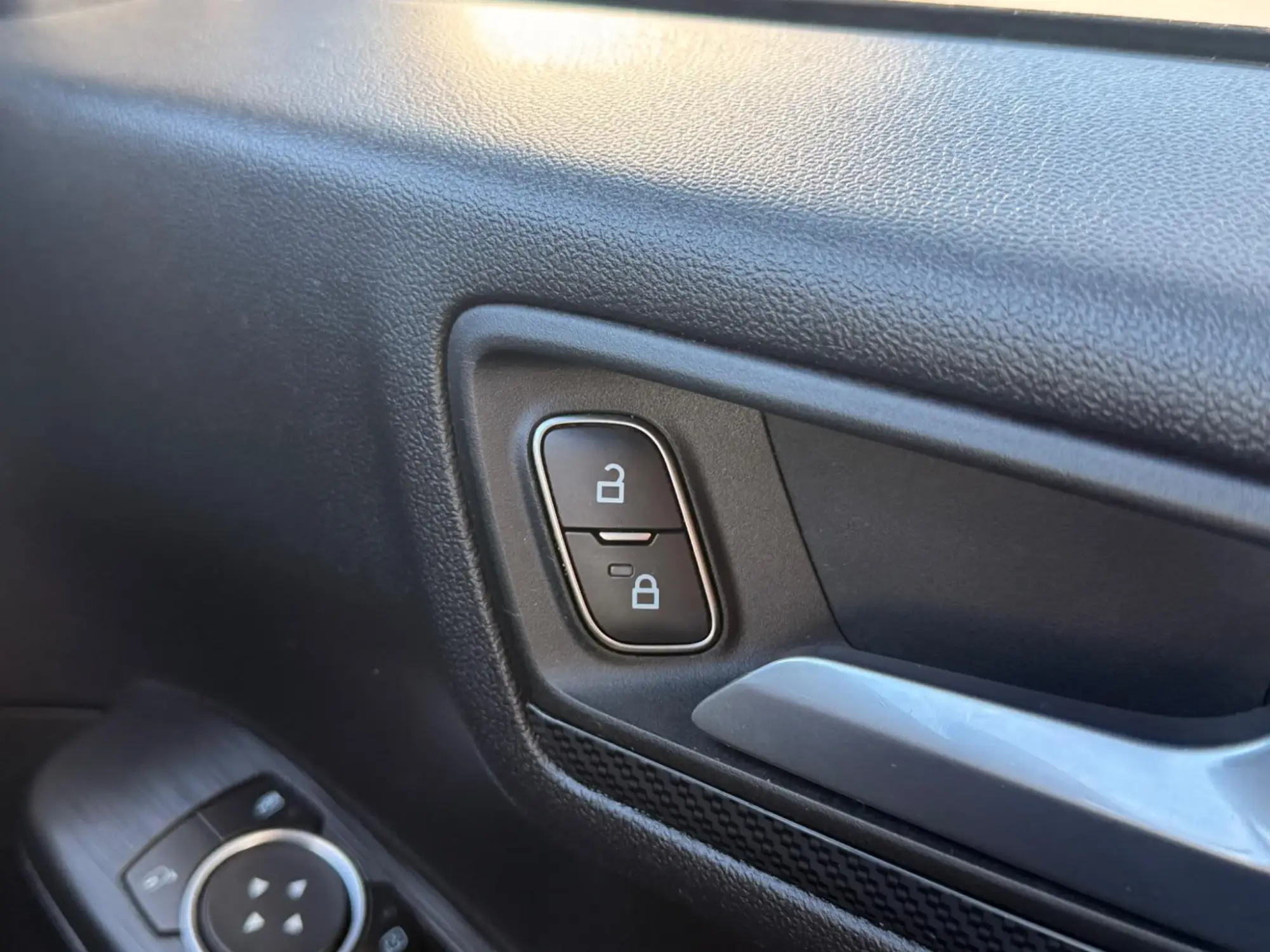 Ford Kuga Plug-In Hybrid Image 19 Ford Kuga Plug-In Hybrid Image 19