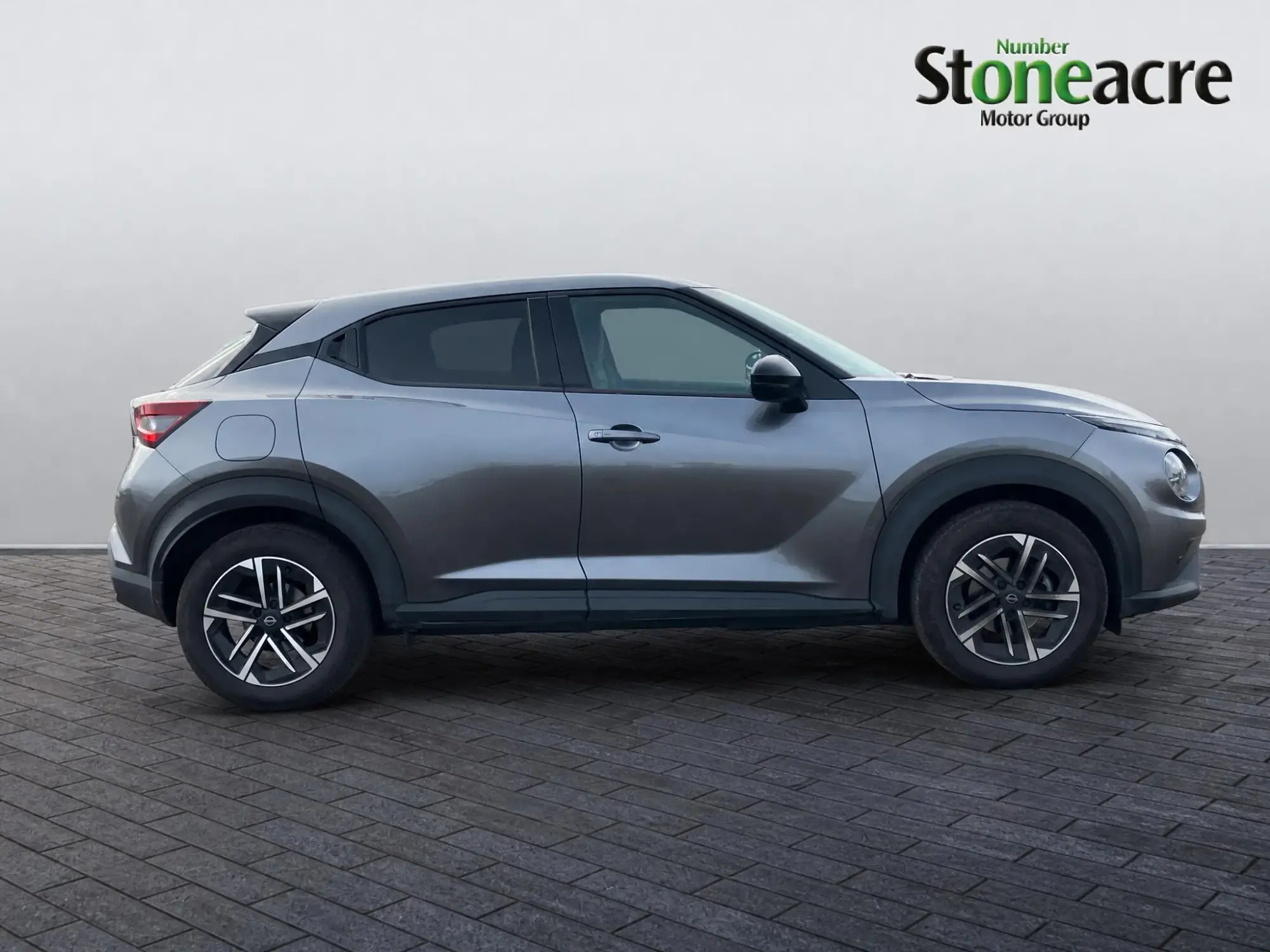 Nissan Juke Hybrid Image 5 Nissan Juke Hybrid Image 5