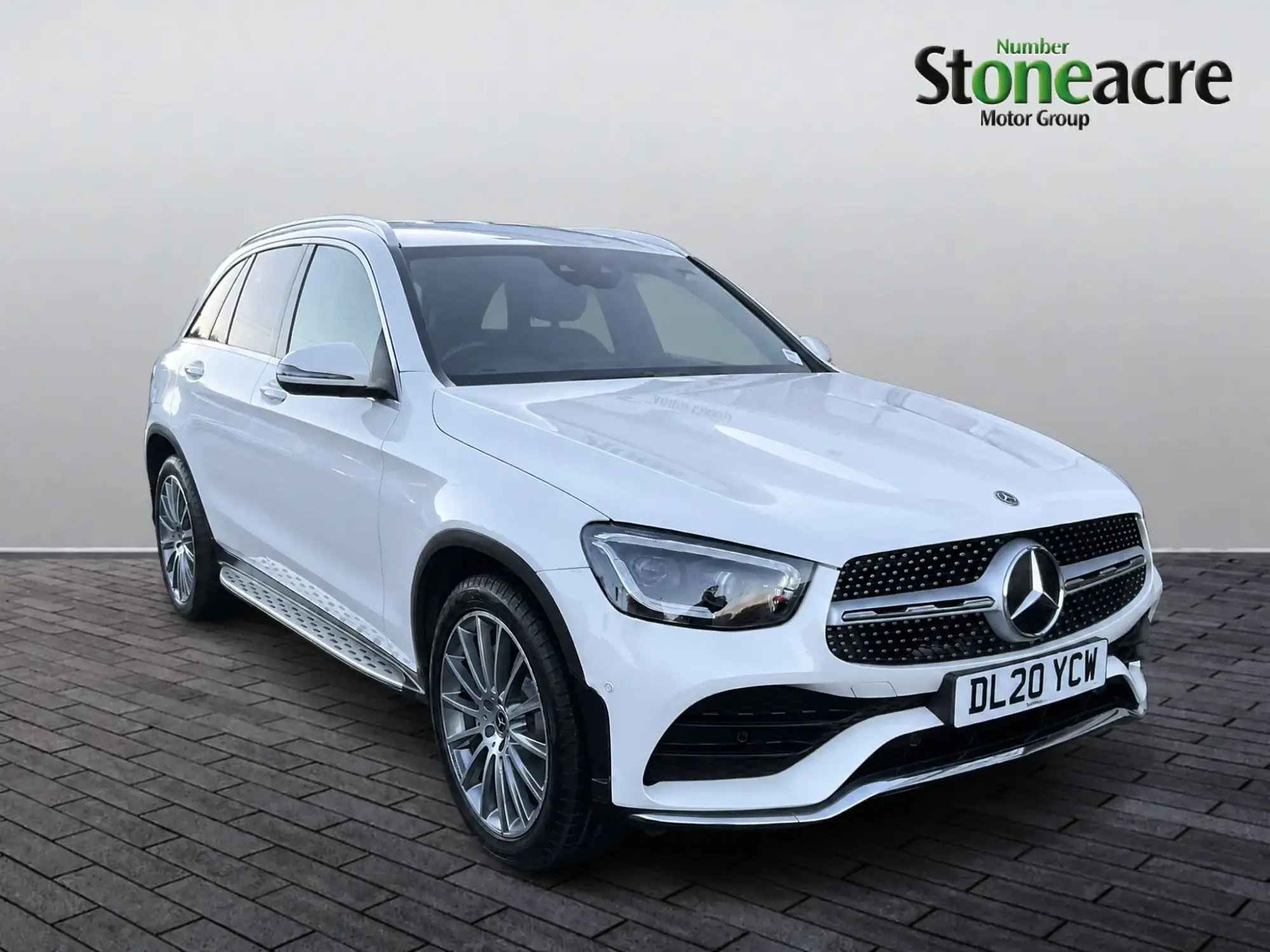 Mercedes-Benz GLC 2.0 GLC300d AMG Line (Premium) SUV 5dr Diesel G-Tronic+ 4MATIC Euro 6 (s/s) (245 ps) DL20YCW Image 1 Mercedes-Benz GLC 2.0 GLC300d AMG Line (Premium) SUV 5dr Diesel G-Tronic+ 4MATIC Euro 6 (s/s) (245 ps) DL20YCW Image 1