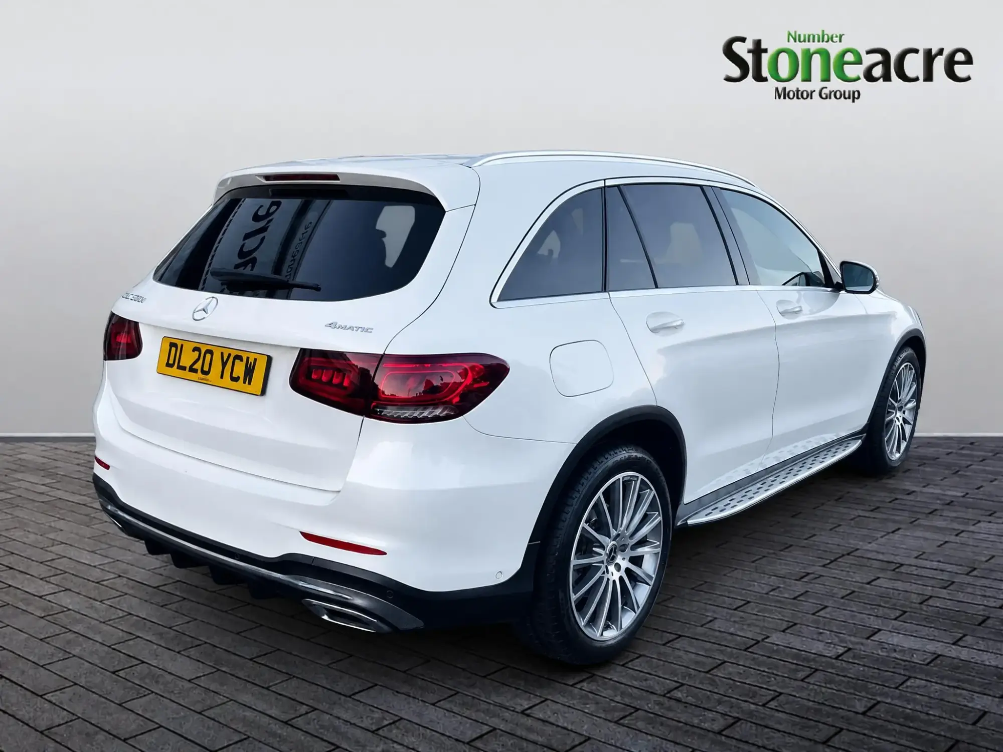 Mercedes-Benz GLC 2.0 GLC300d AMG Line (Premium) SUV 5dr Diesel G-Tronic+ 4MATIC Euro 6 (s/s) (245 ps) DL20YCW Image 3 Mercedes-Benz GLC 2.0 GLC300d AMG Line (Premium) SUV 5dr Diesel G-Tronic+ 4MATIC Euro 6 (s/s) (245 ps) DL20YCW Image 3