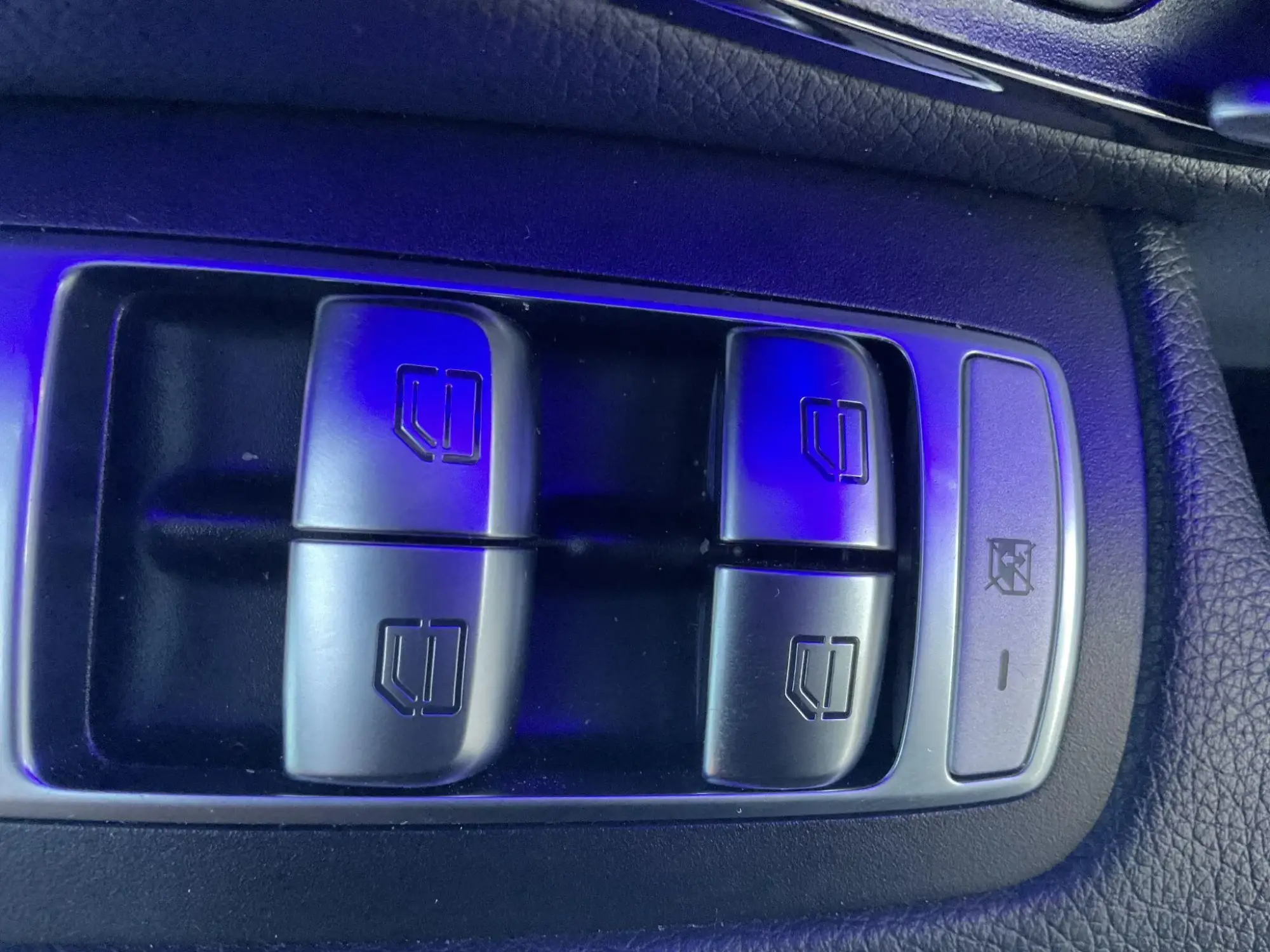 Mercedes-Benz GLC Image 35 Mercedes-Benz GLC Image 35