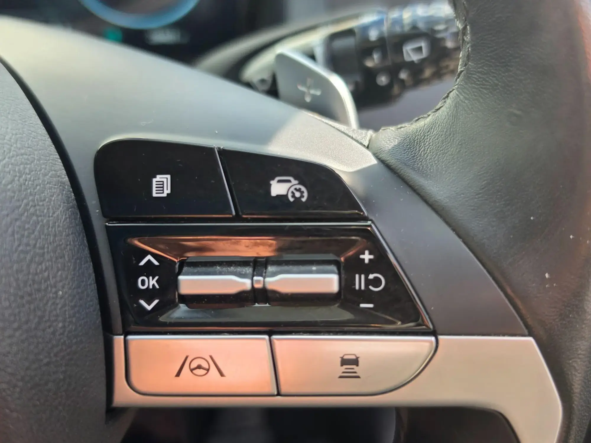 Hyundai TUCSON Hybrid Image 15