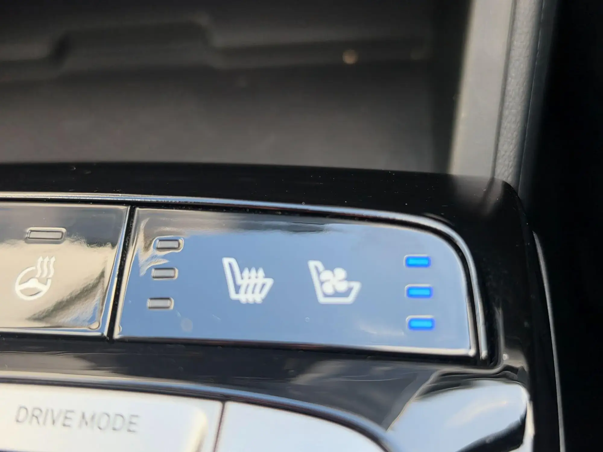 Hyundai TUCSON Hybrid Image 22