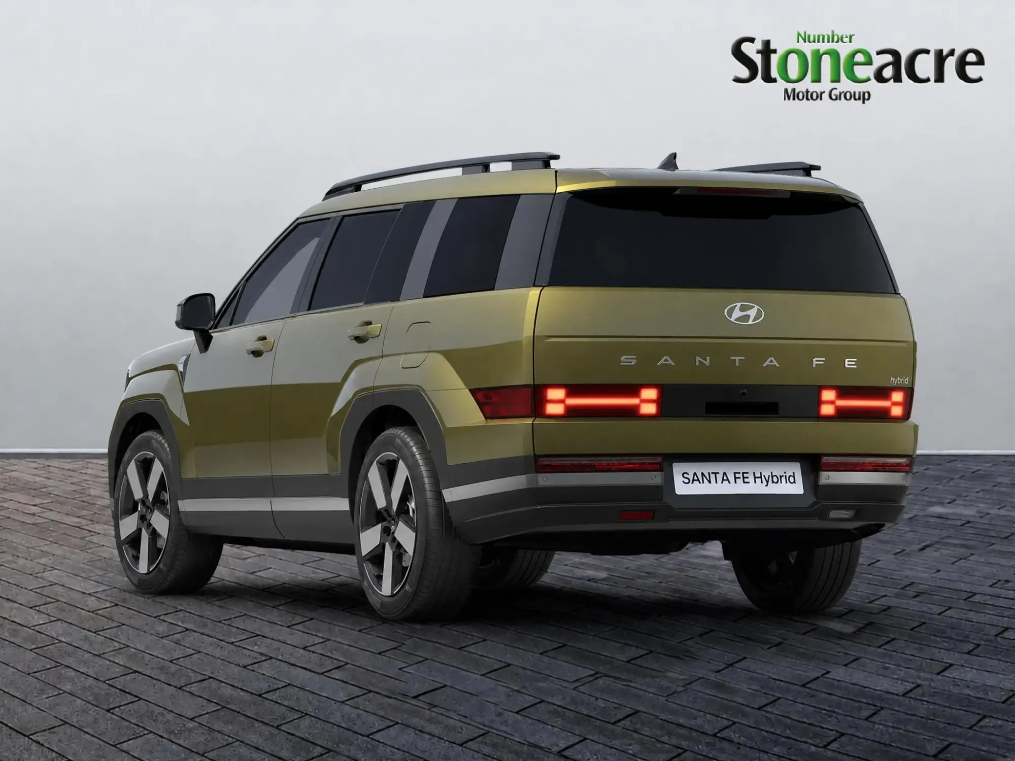 Hyundai SANTA FE Image 2