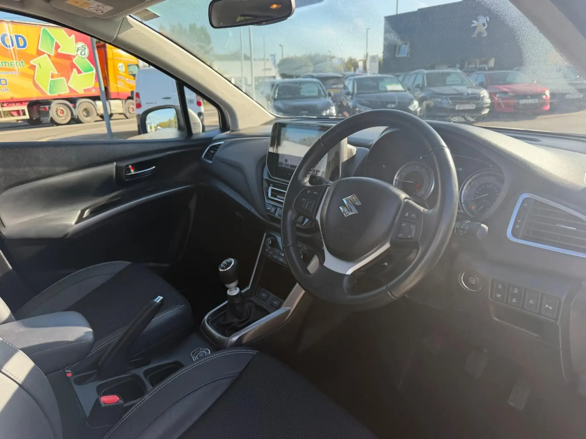 Suzuki S-Cross Image 11 Suzuki S-Cross Image 11