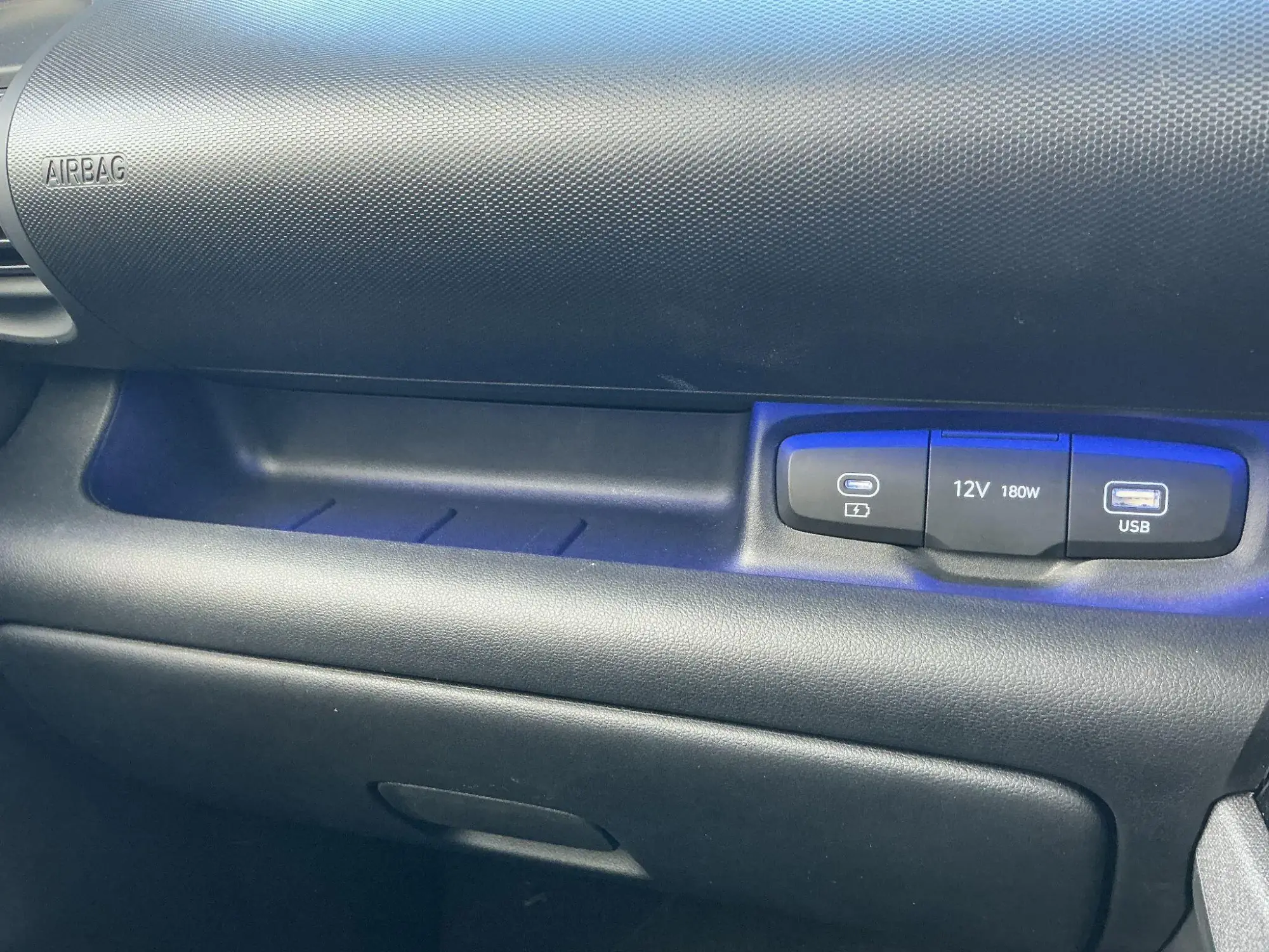 Hyundai INSTER Image 24