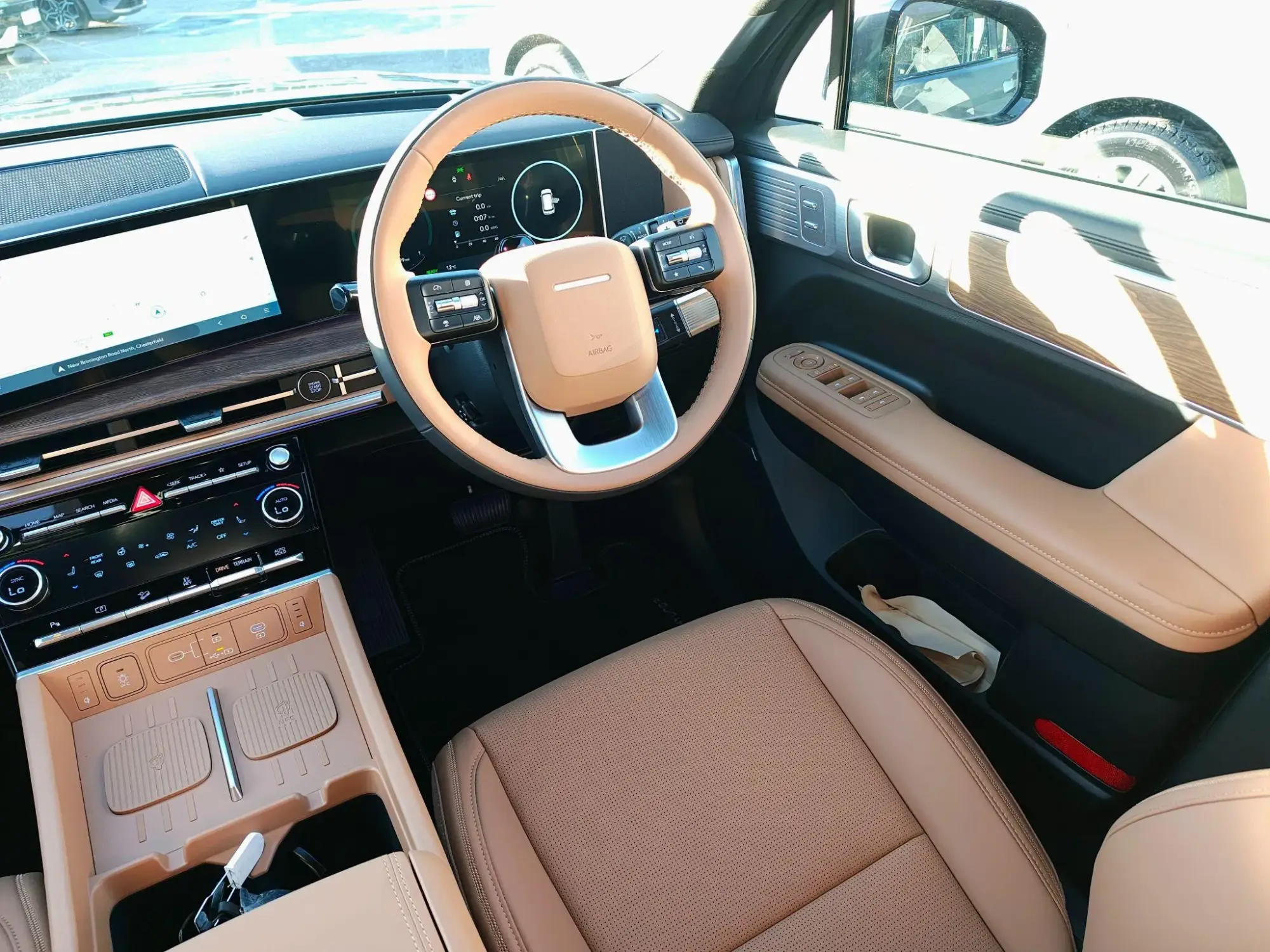 Hyundai SANTA FE Plug-in Hybrid Image 9