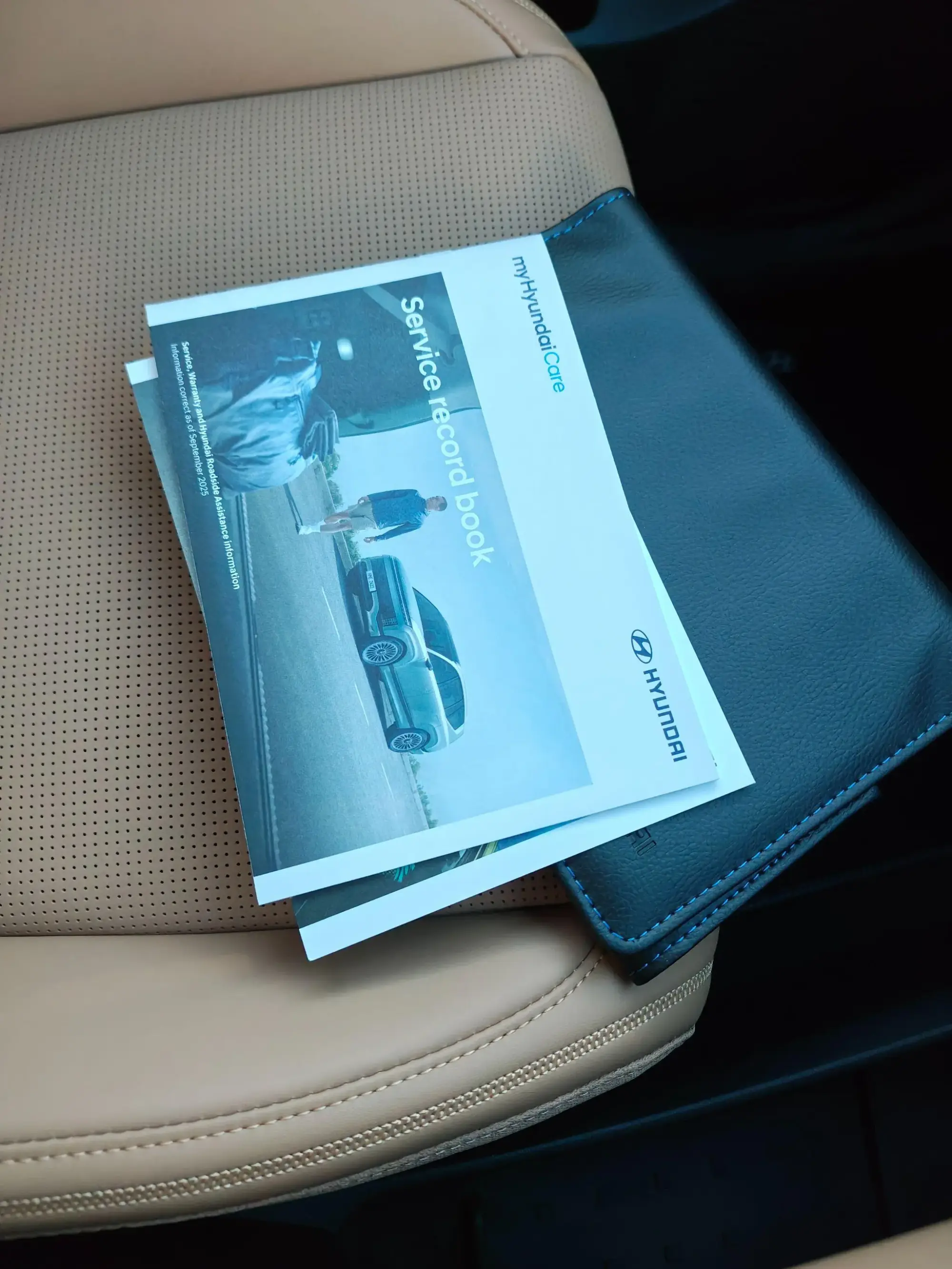 Hyundai SANTA FE Plug-in Hybrid Image 17