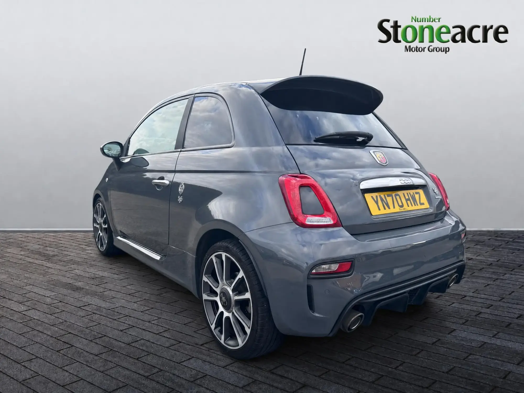 Abarth 595 Image 5 Abarth 595 Image 5